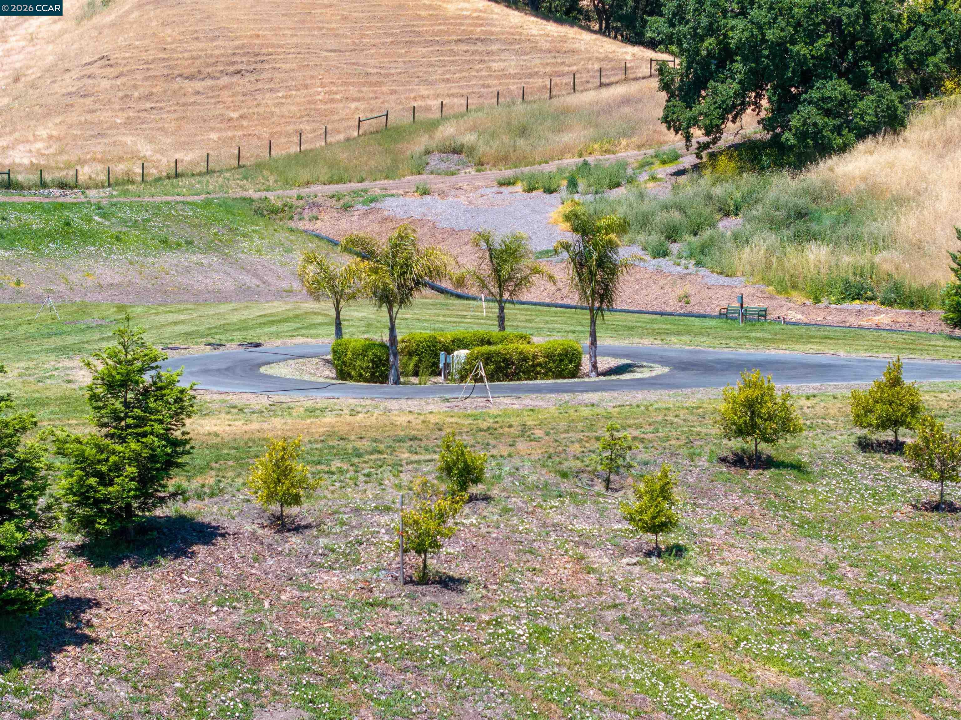 Detail Gallery Image 33 of 40 For 60 Hampton Road, Martinez,  CA 94553 - 2 Beds | 2 Baths