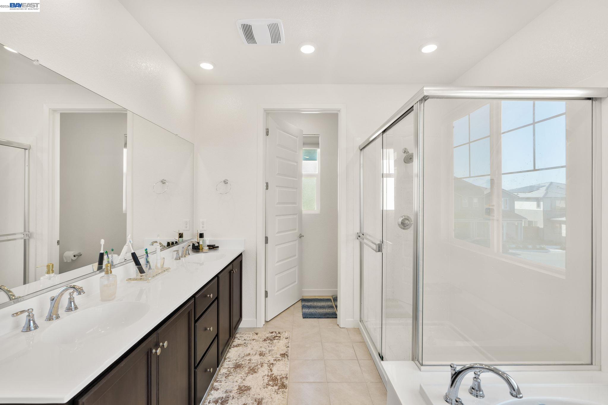 Detail Gallery Image 23 of 59 For 2517 Cyan Dr, Fairfield,  CA 94533 - 3 Beds | 2/1 Baths