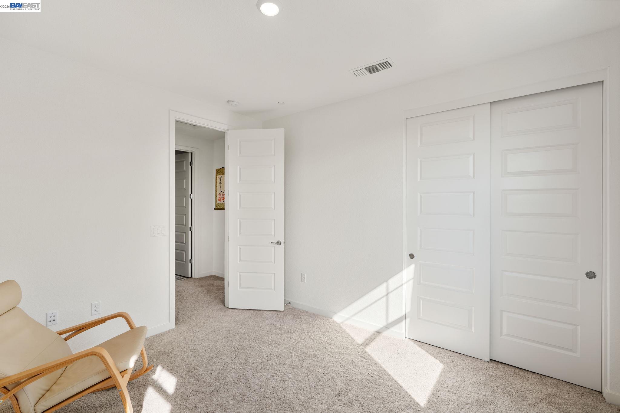 Detail Gallery Image 32 of 59 For 2517 Cyan Dr, Fairfield,  CA 94533 - 3 Beds | 2/1 Baths