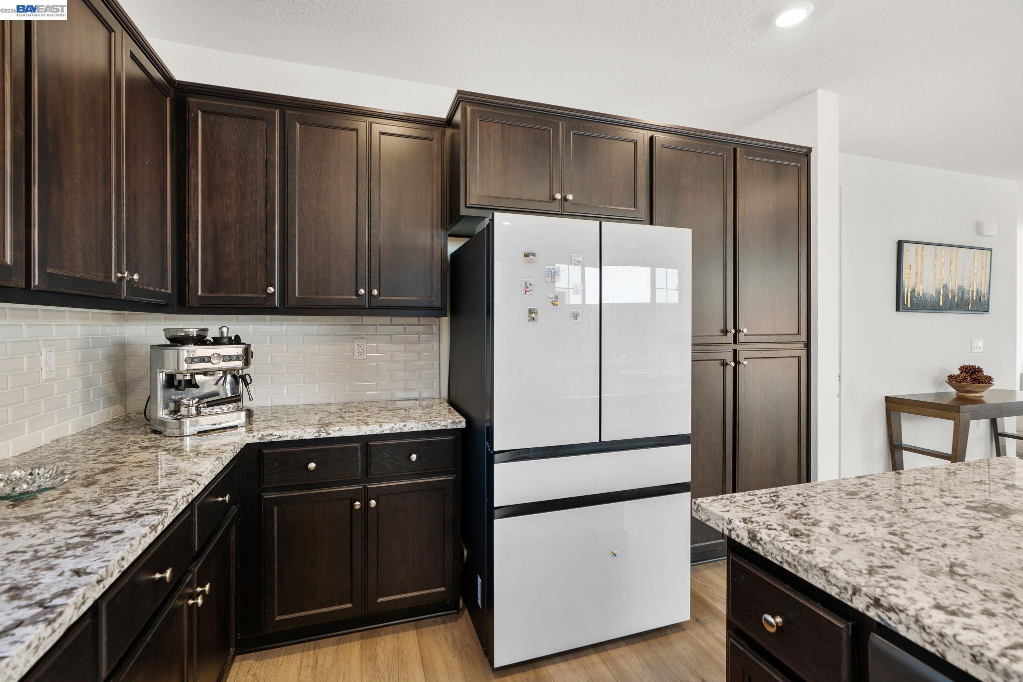 Detail Gallery Image 10 of 59 For 2517 Cyan Dr, Fairfield,  CA 94533 - 3 Beds | 2/1 Baths