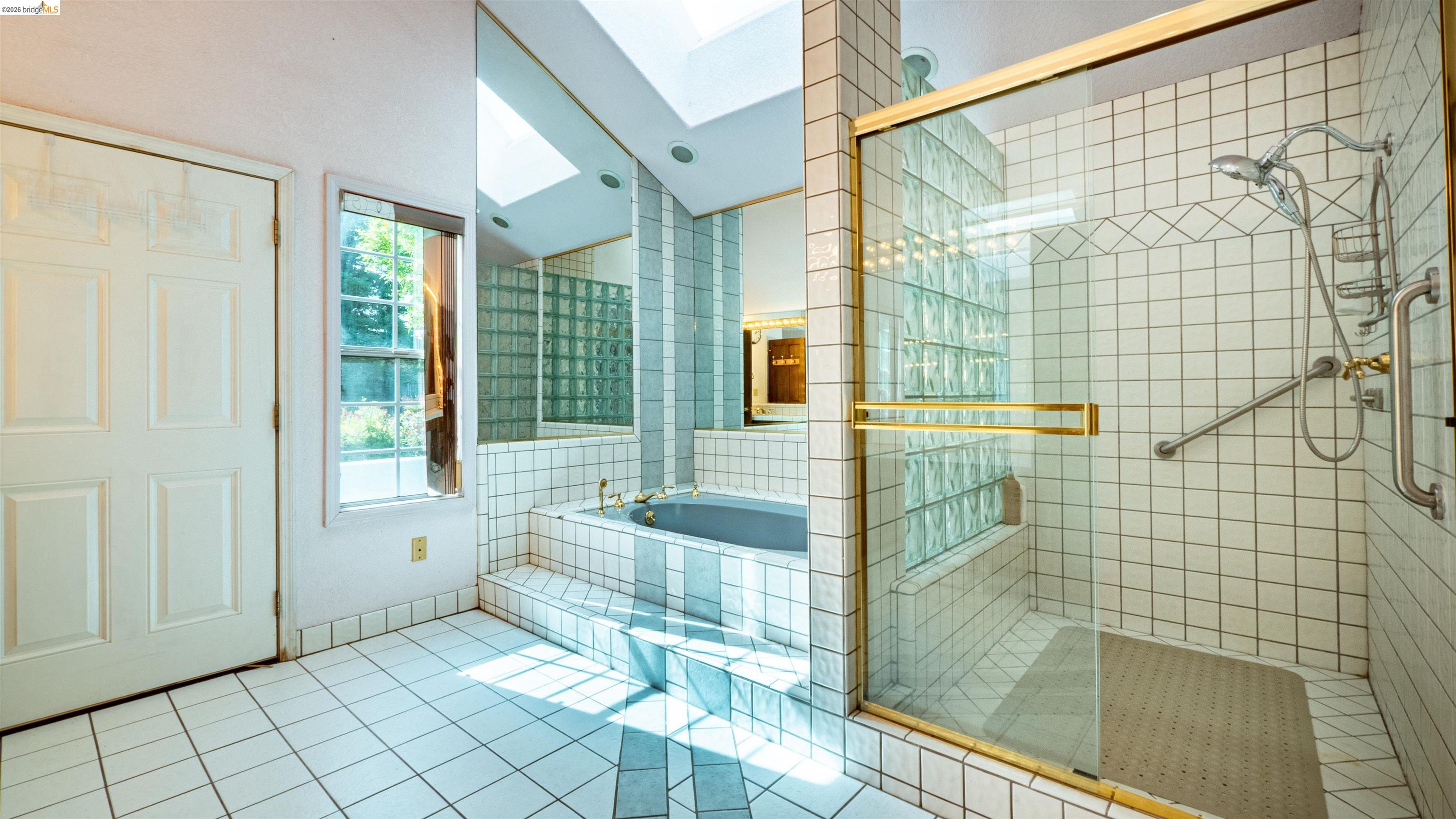 Detail Gallery Image 21 of 44 For 80 Cunha Ct, Oakley,  CA 94561 - 3 Beds | 2/1 Baths