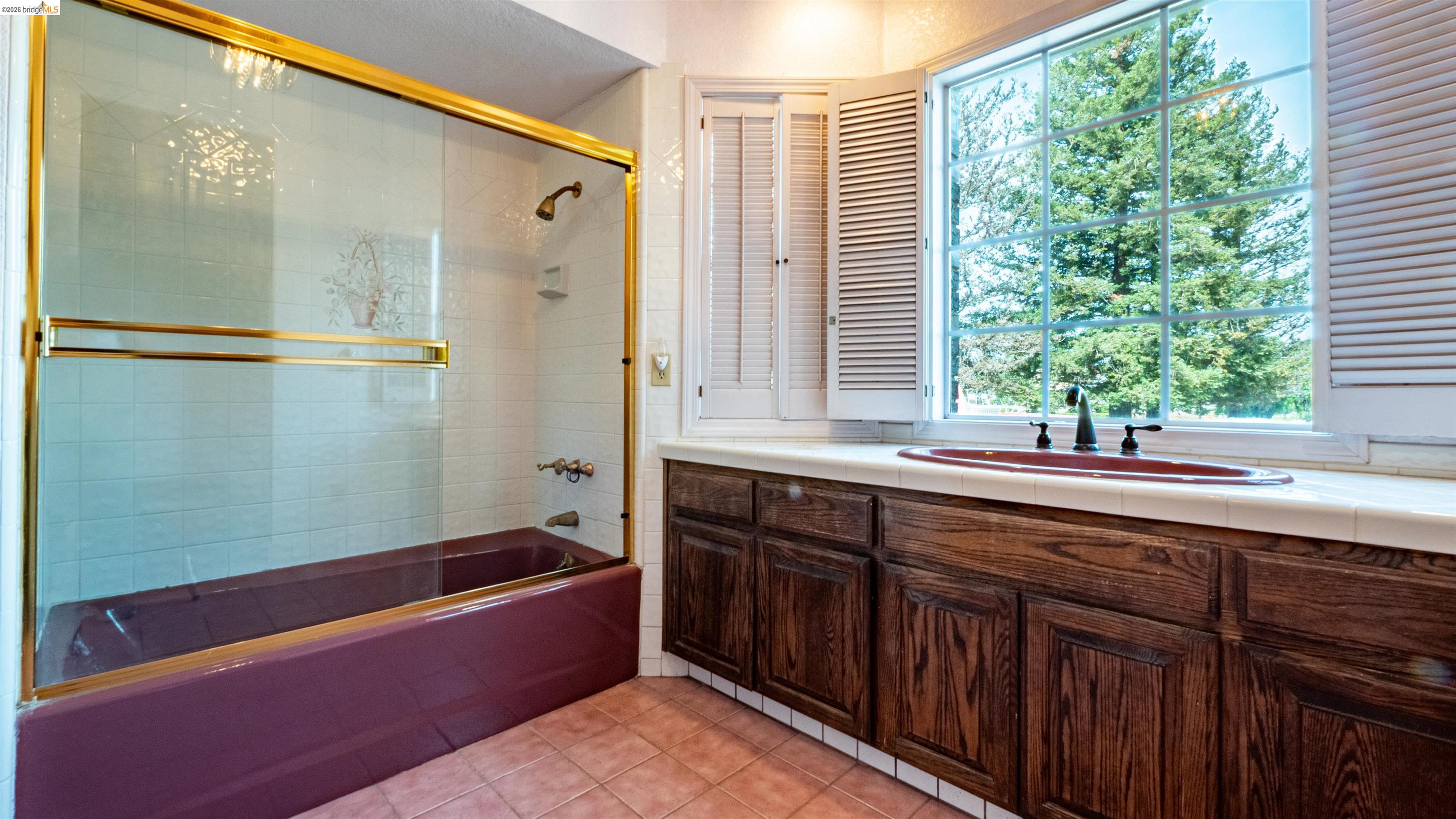 Detail Gallery Image 24 of 44 For 80 Cunha Ct, Oakley,  CA 94561 - 3 Beds | 2/1 Baths