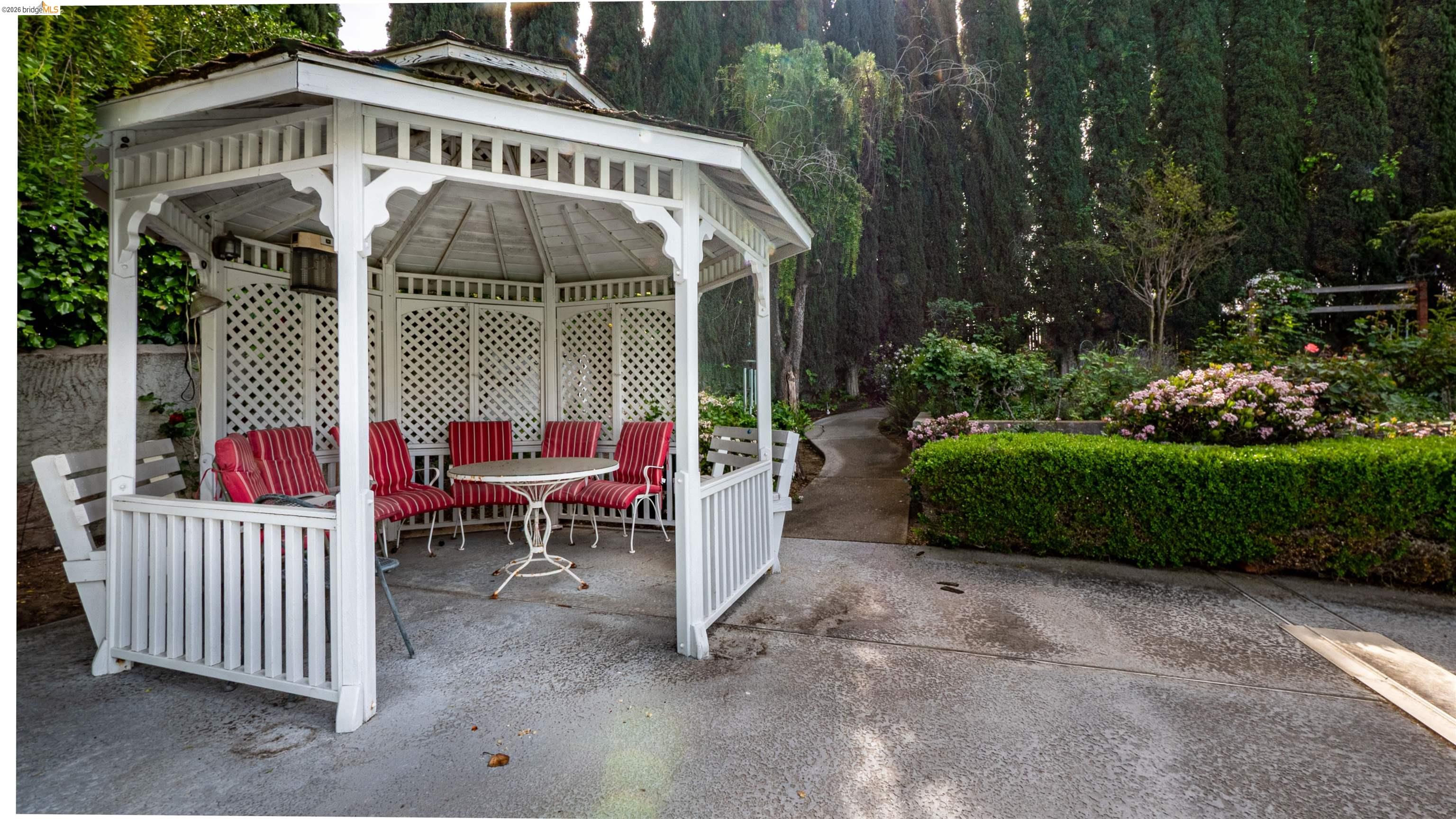 Detail Gallery Image 37 of 44 For 80 Cunha Ct, Oakley,  CA 94561 - 3 Beds | 2/1 Baths