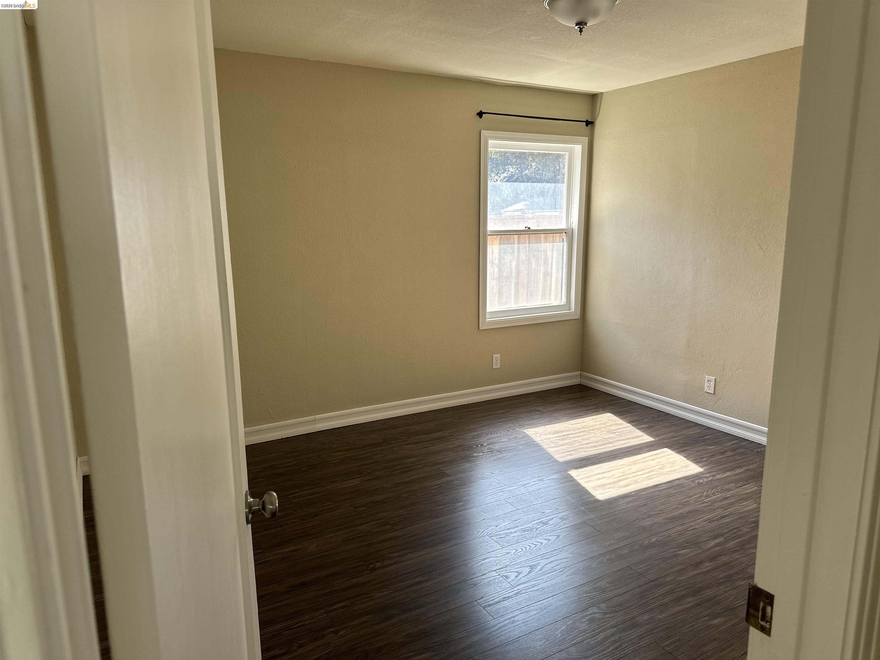 Detail Gallery Image 7 of 15 For 1903 Jacqueline, Concord,  CA 94519 - 3 Beds | 1 Baths