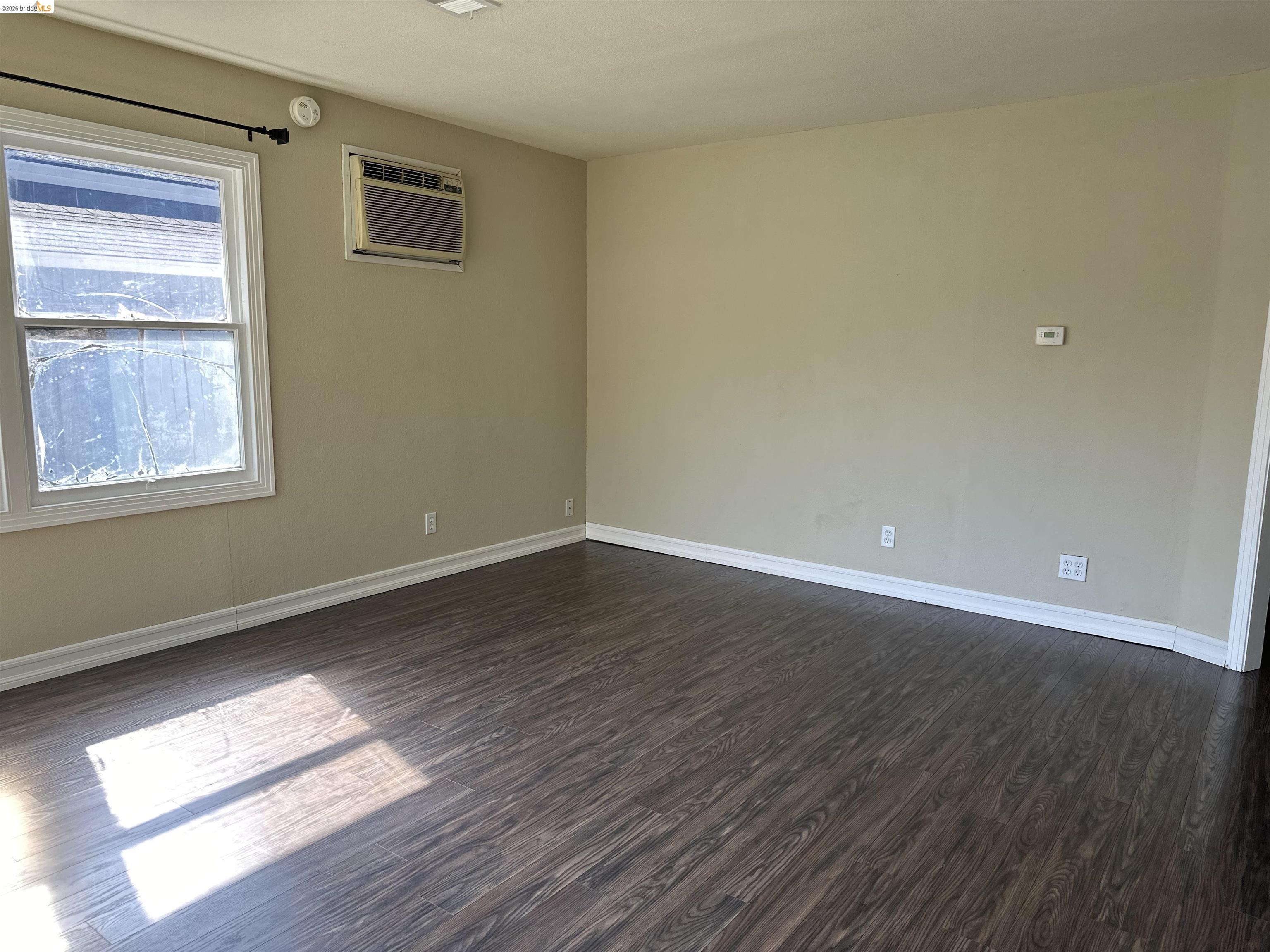 Detail Gallery Image 10 of 15 For 1903 Jacqueline, Concord,  CA 94519 - 3 Beds | 1 Baths