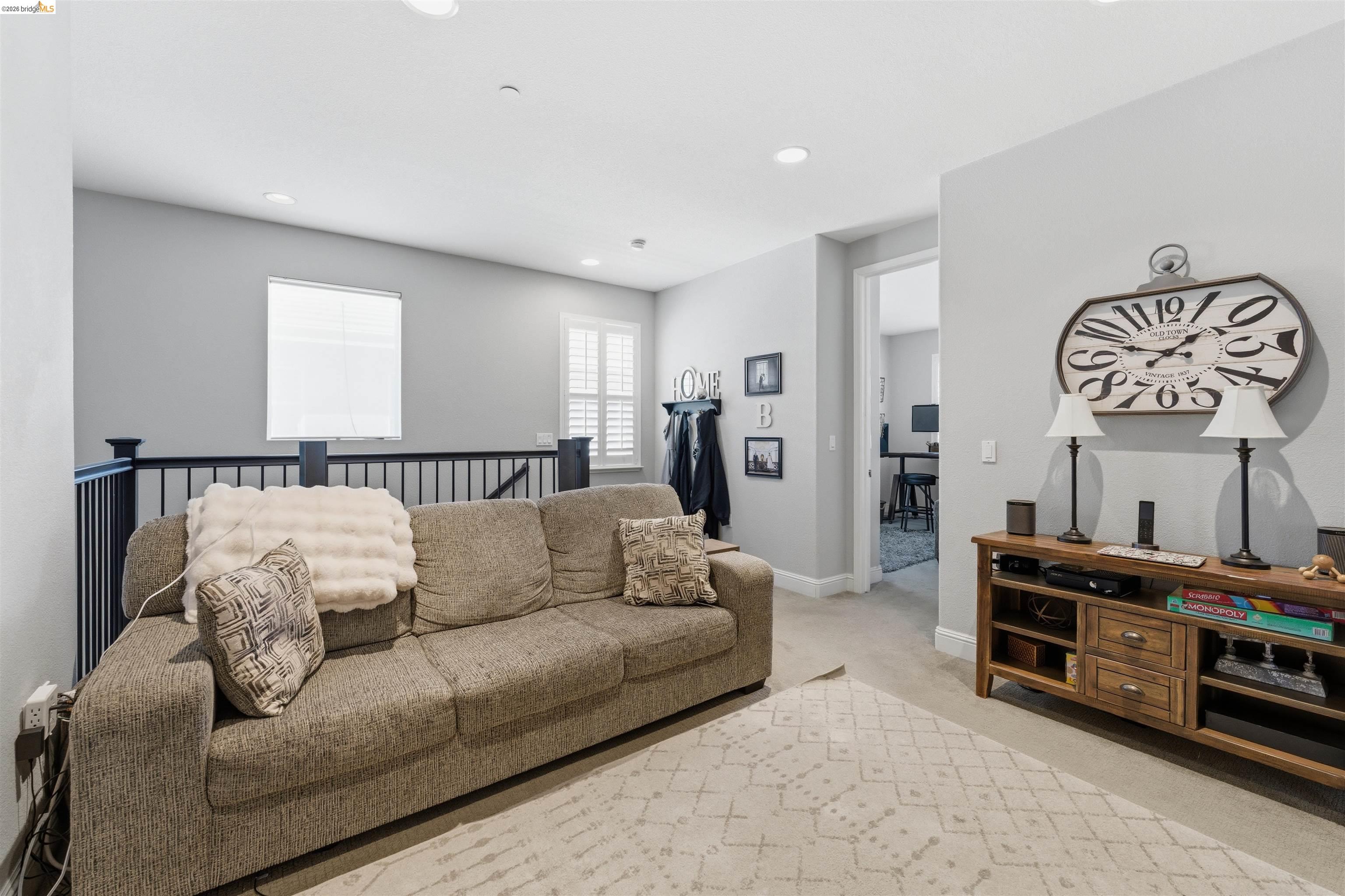 Detail Gallery Image 21 of 41 For 72 Greystone Pl, Pittsburg,  CA 94565 - 4 Beds | 2/1 Baths