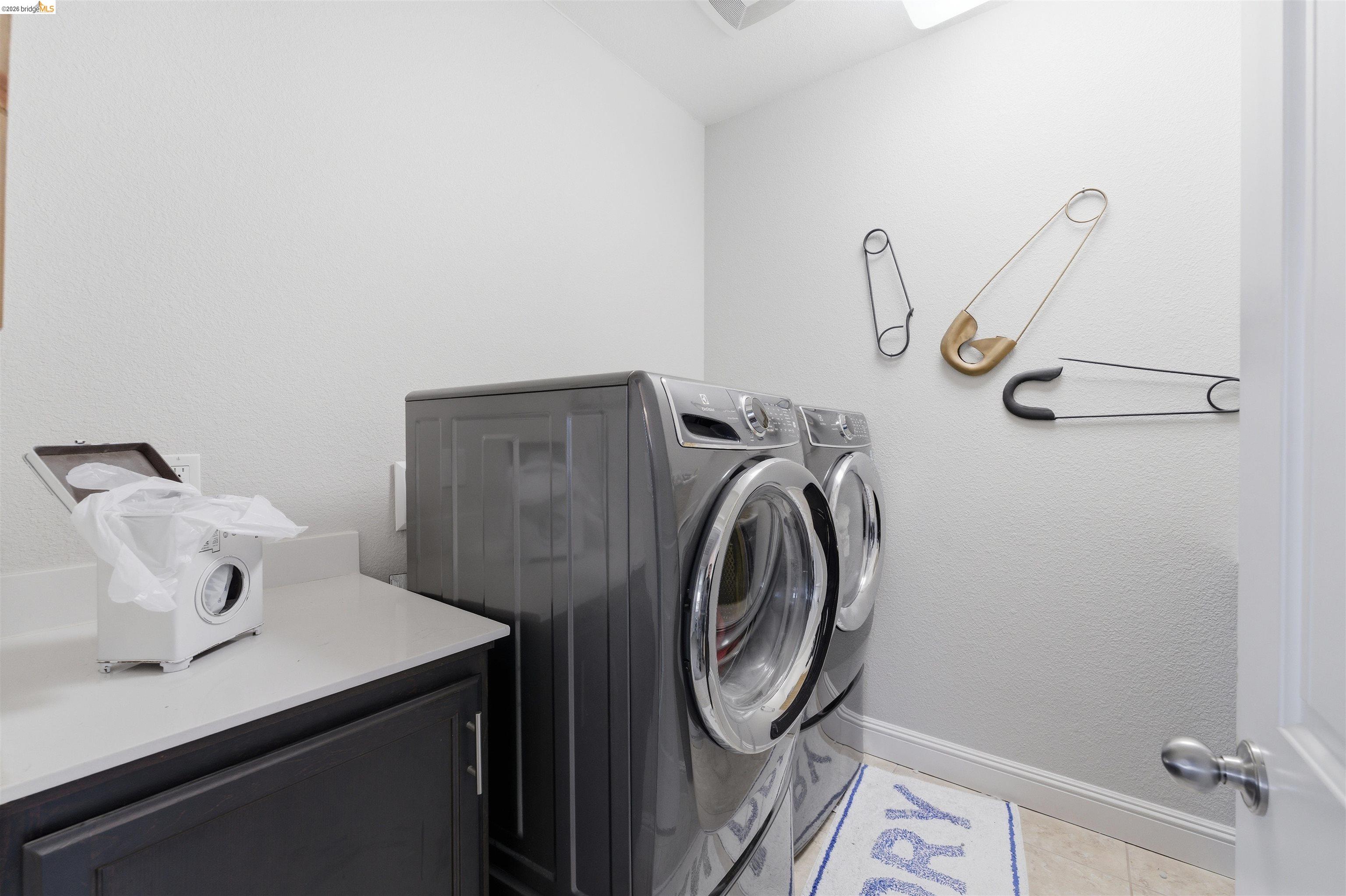 Detail Gallery Image 33 of 41 For 72 Greystone Pl, Pittsburg,  CA 94565 - 4 Beds | 2/1 Baths