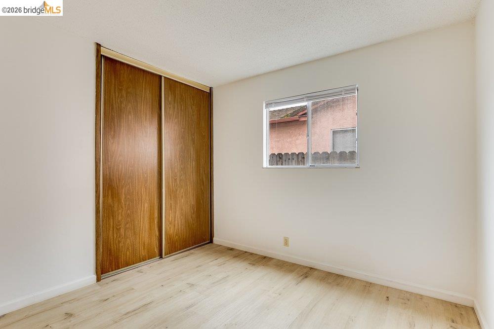 Detail Gallery Image 16 of 25 For 341 Inverness Drive, Vallejo,  CA 94589 - 3 Beds | 2/1 Baths