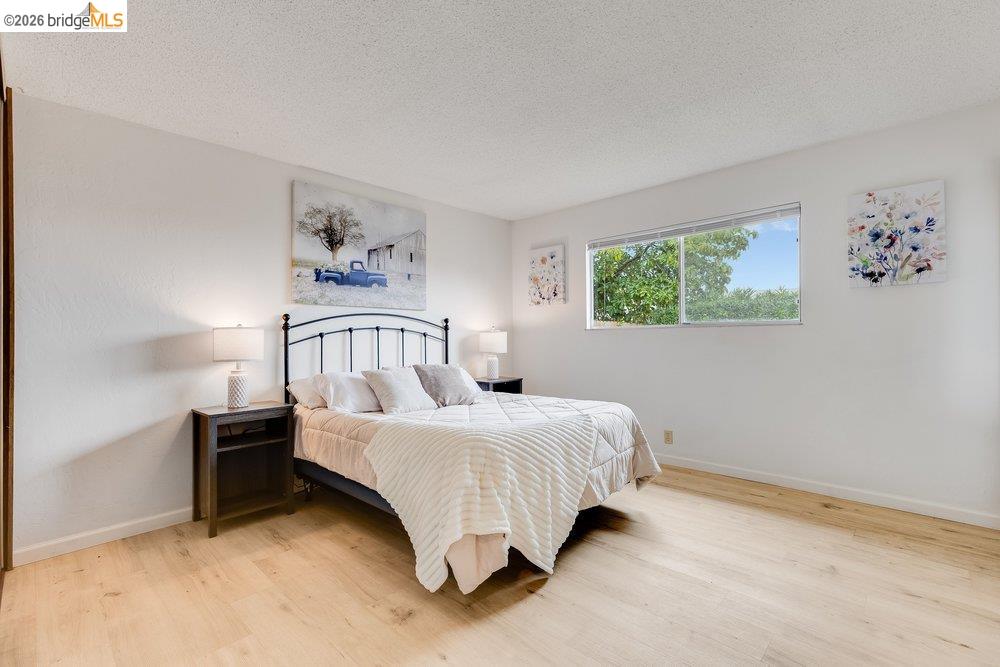 Detail Gallery Image 17 of 25 For 341 Inverness Drive, Vallejo,  CA 94589 - 3 Beds | 2/1 Baths