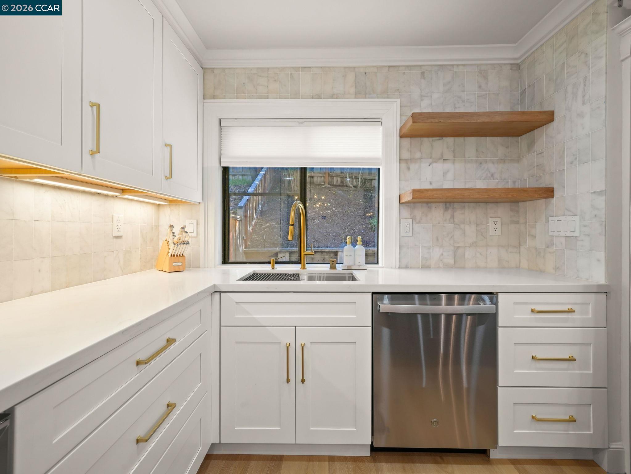 Photo #12: 41124925 Listing: Photo #12