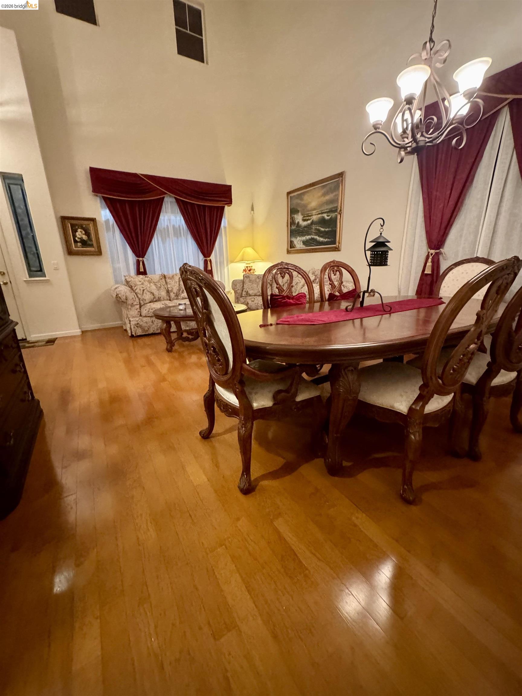 Detail Gallery Image 11 of 60 For 850 Volpaia Ct, Brentwood,  CA 94513 - 5 Beds | 3/1 Baths