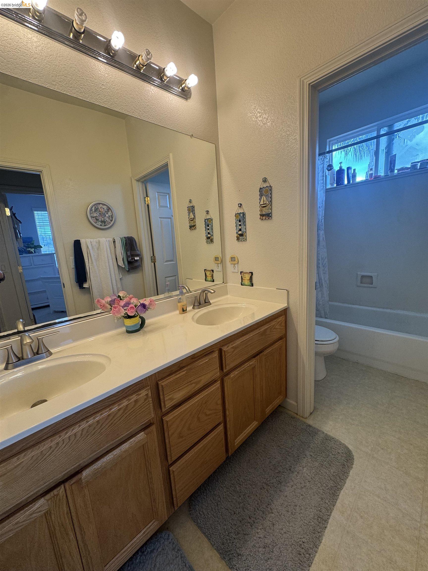 Detail Gallery Image 36 of 60 For 850 Volpaia Ct, Brentwood,  CA 94513 - 5 Beds | 3/1 Baths