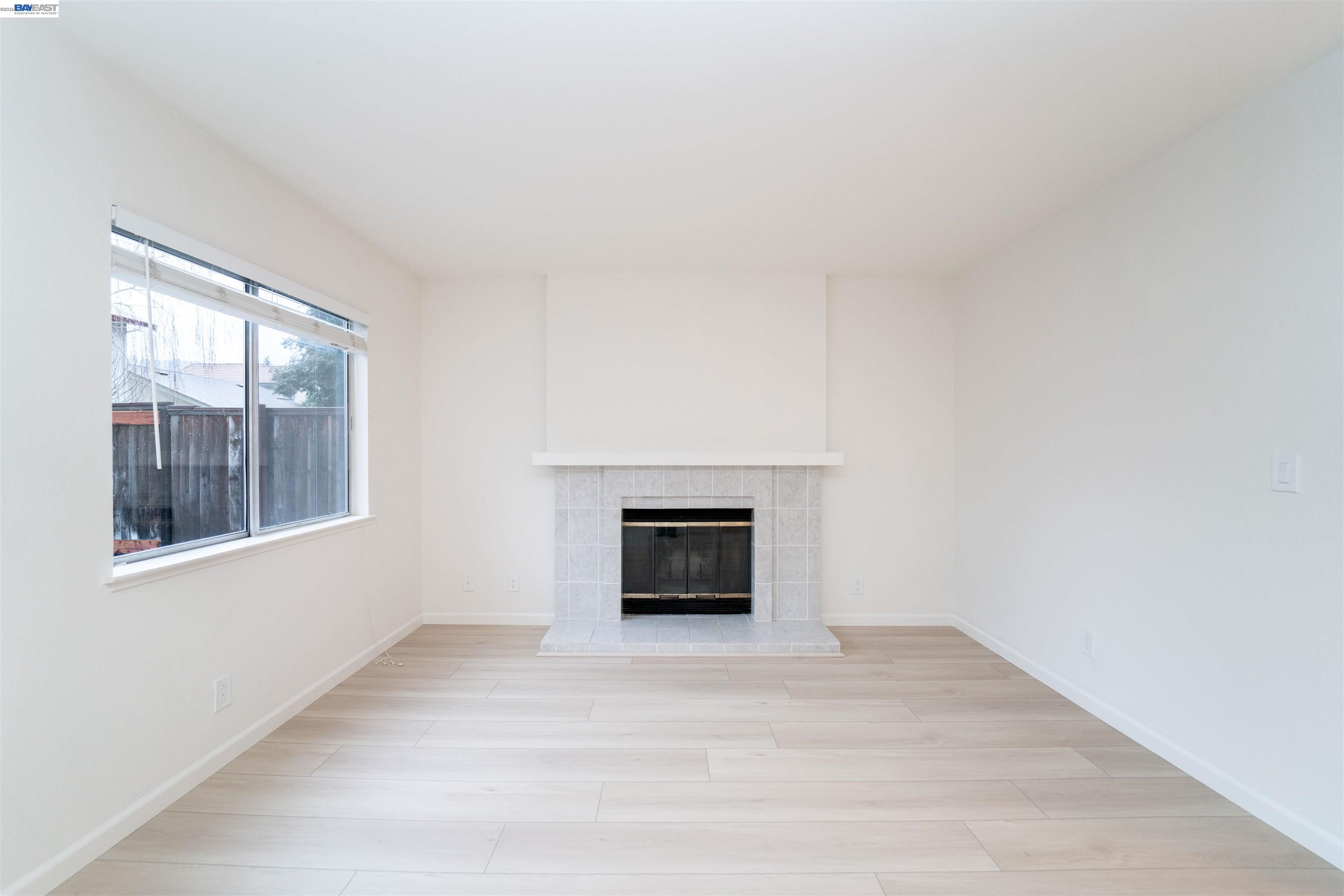 Detail Gallery Image 13 of 28 For 6156 Corte Padre, Pleasanton,  CA 94566-5883 - 3 Beds | 2/1 Baths