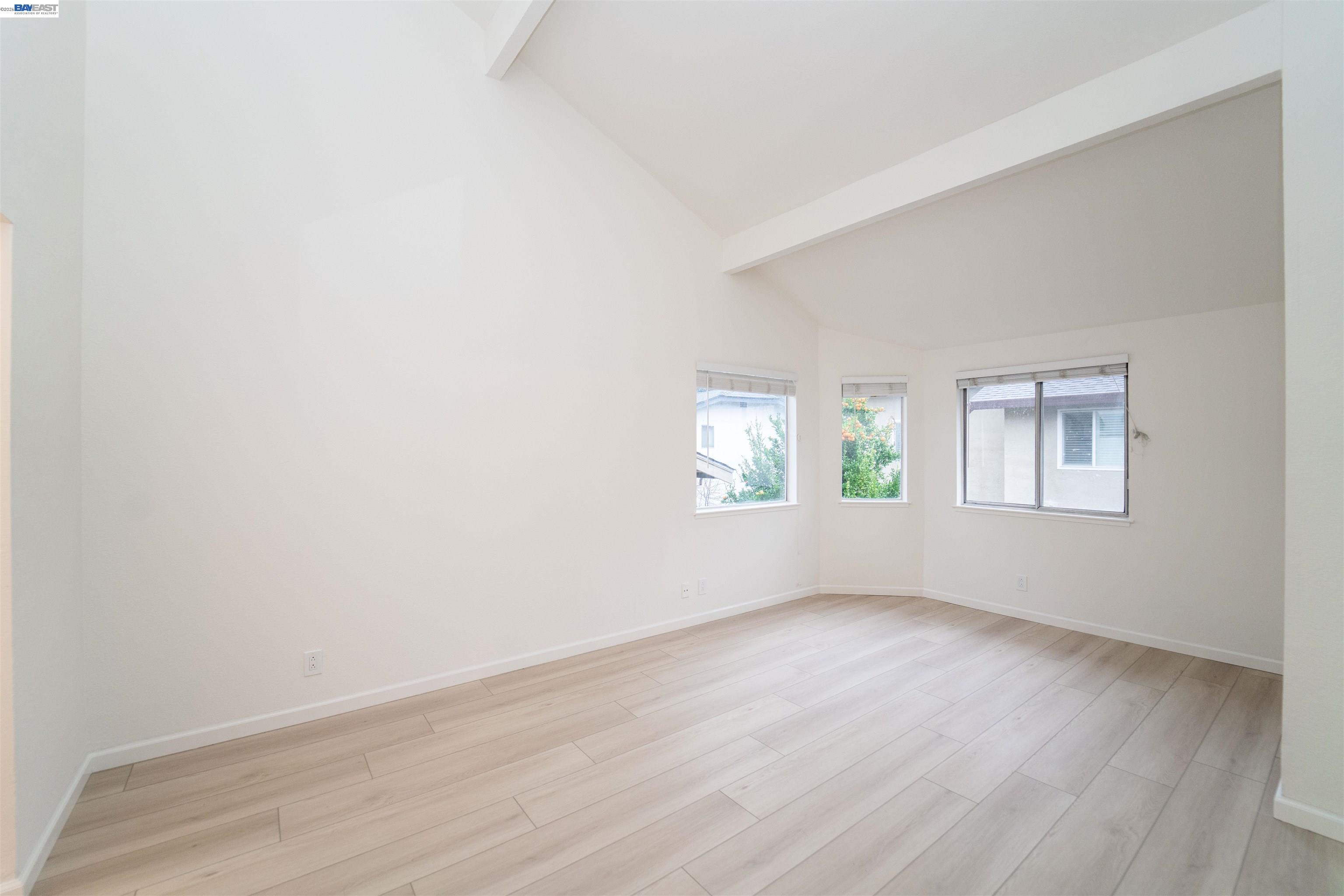 Detail Gallery Image 16 of 28 For 6156 Corte Padre, Pleasanton,  CA 94566-5883 - 3 Beds | 2/1 Baths