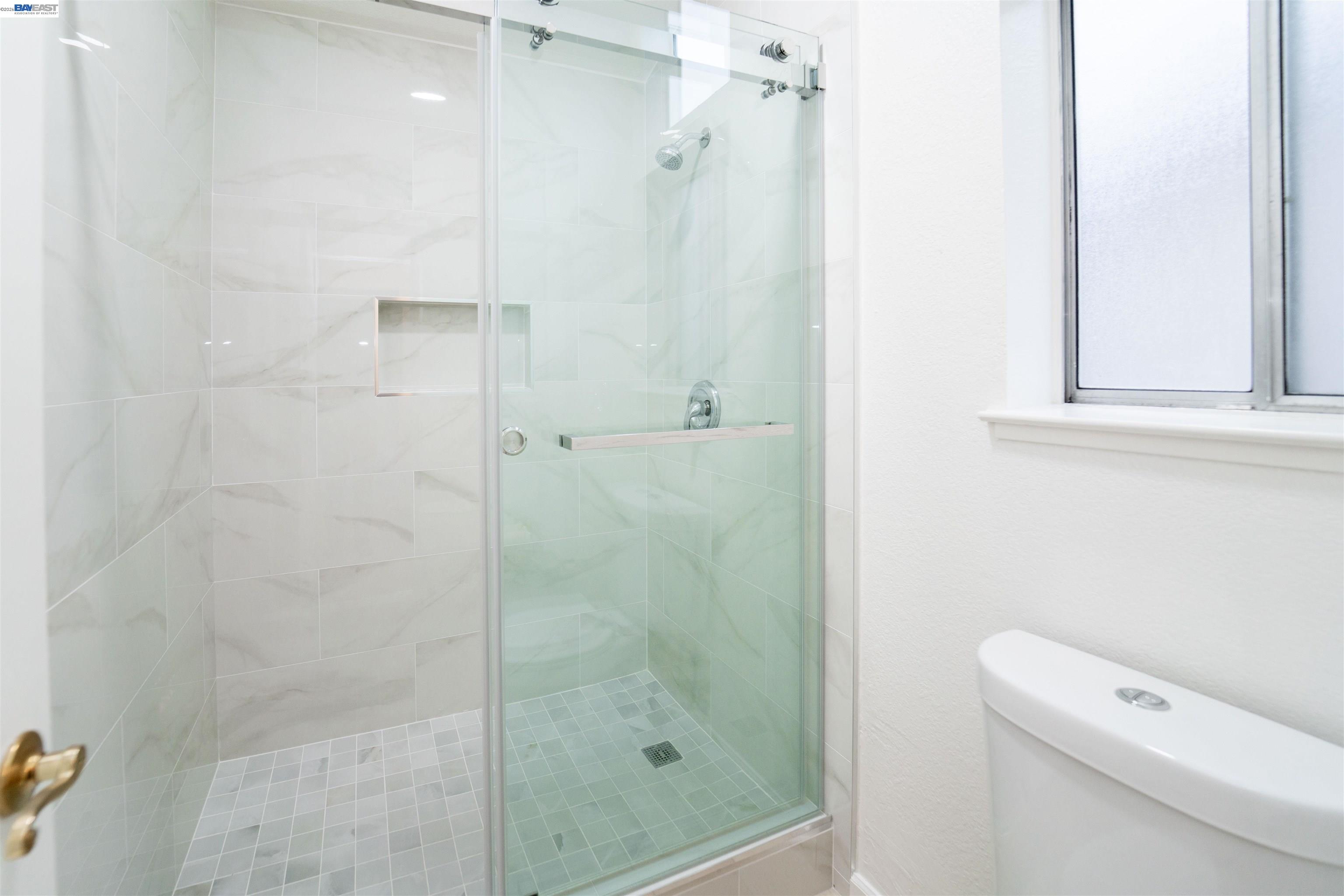 Detail Gallery Image 20 of 28 For 6156 Corte Padre, Pleasanton,  CA 94566-5883 - 3 Beds | 2/1 Baths