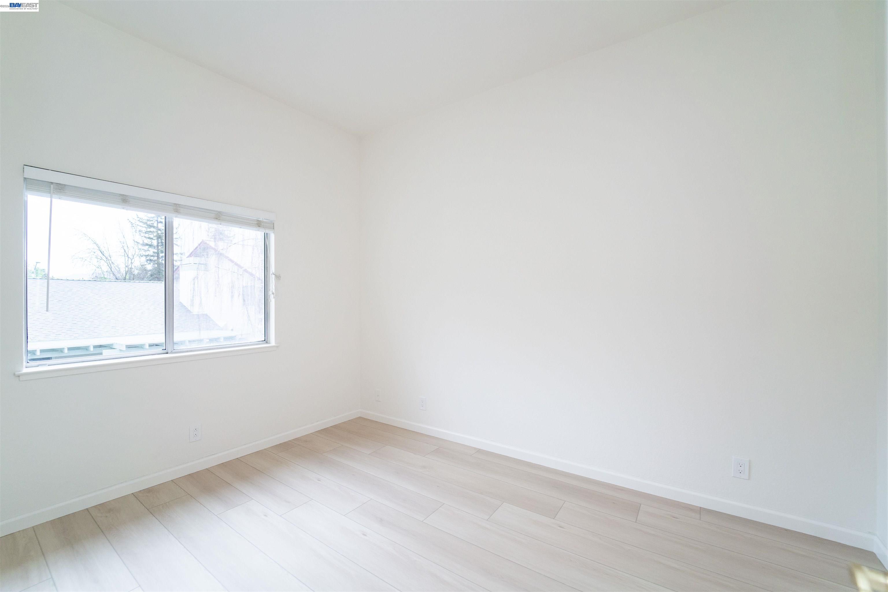 Detail Gallery Image 22 of 28 For 6156 Corte Padre, Pleasanton,  CA 94566-5883 - 3 Beds | 2/1 Baths