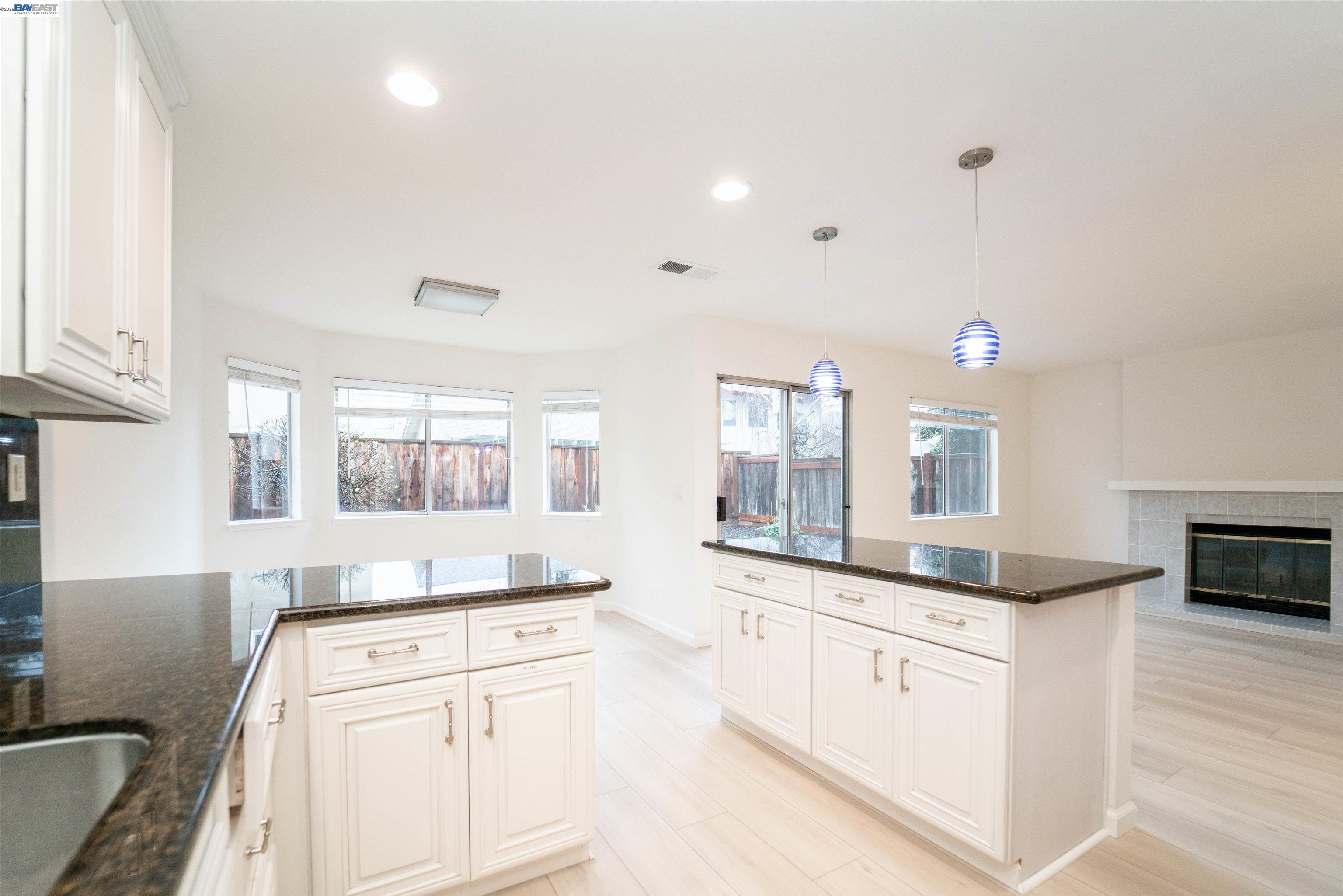 Detail Gallery Image 9 of 28 For 6156 Corte Padre, Pleasanton,  CA 94566-5883 - 3 Beds | 2/1 Baths