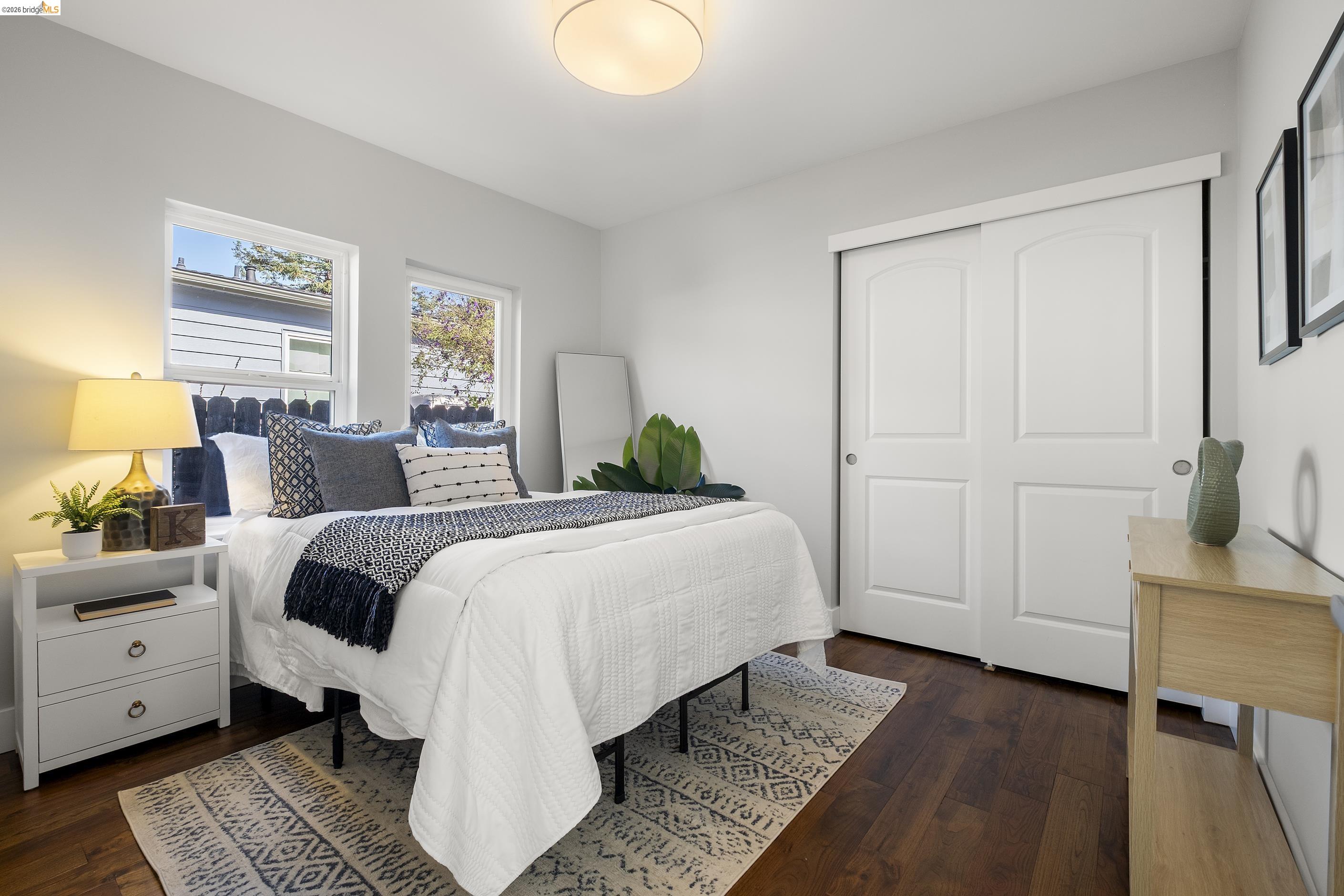 Detail Gallery Image 18 of 55 For 3920 Edgemoor Pl, Oakland,  CA 94605 - 4 Beds | 2/1 Baths