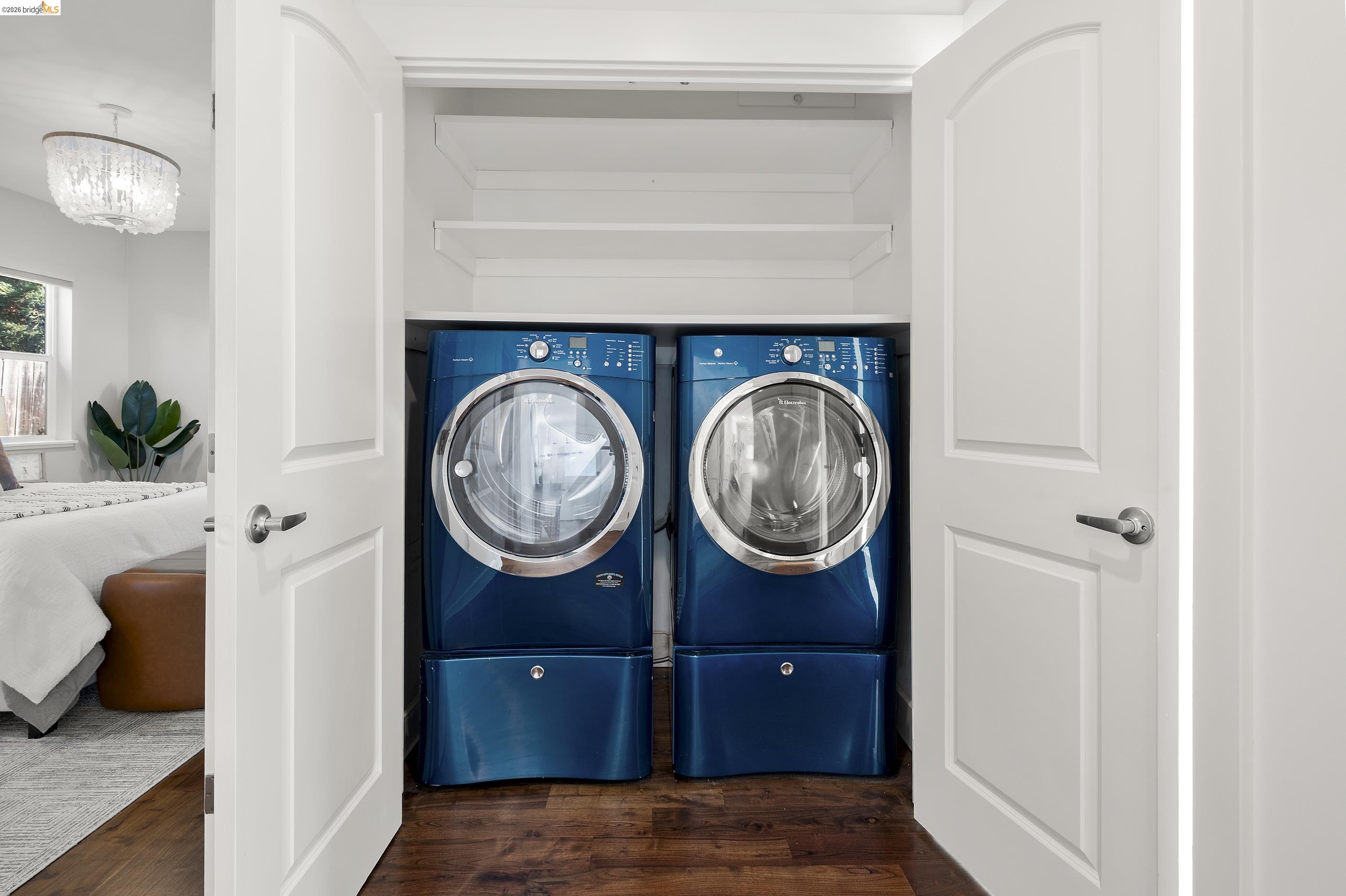 Detail Gallery Image 25 of 55 For 3920 Edgemoor Pl, Oakland,  CA 94605 - 4 Beds | 2/1 Baths