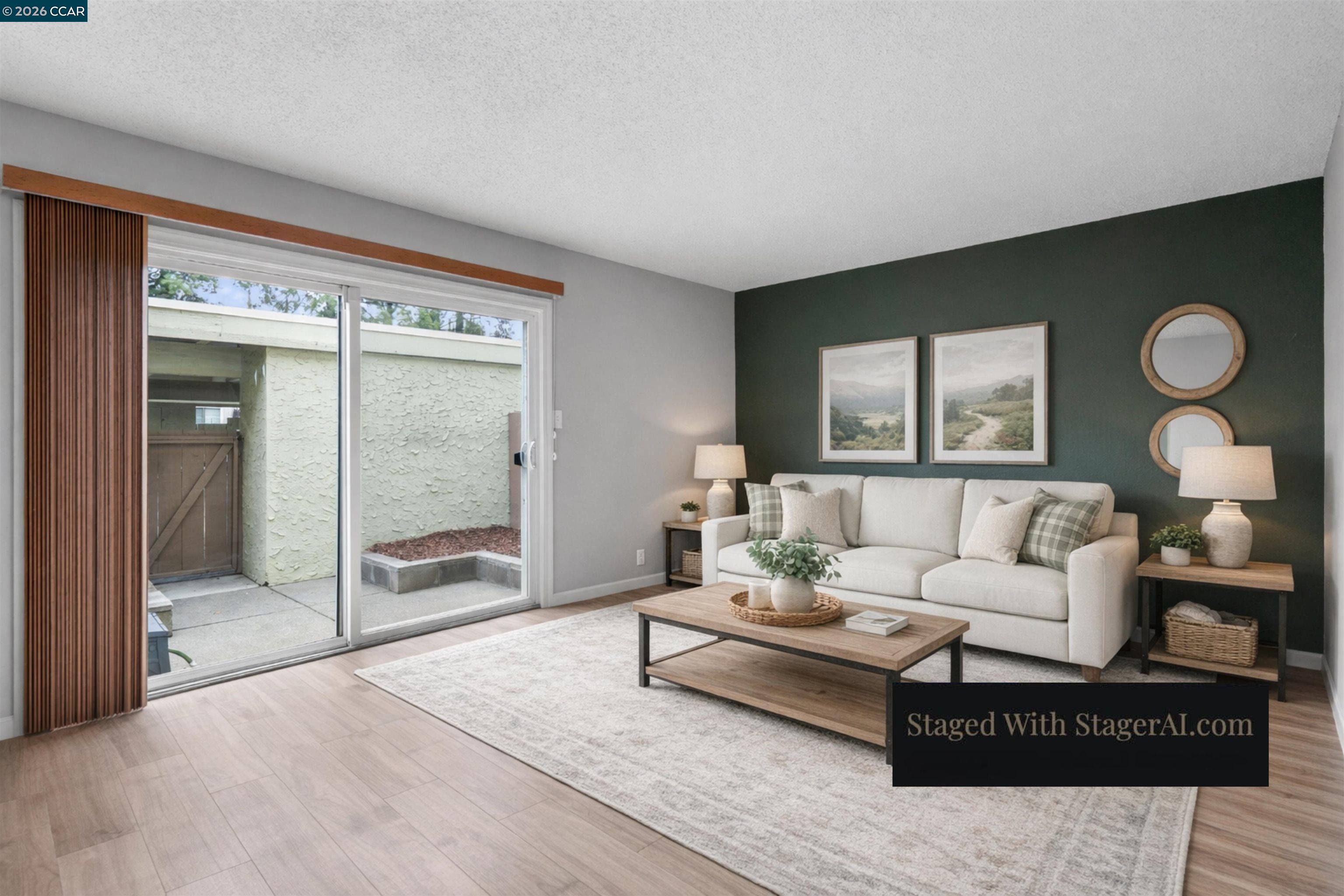 Front Image Thumbnail for CC41124933