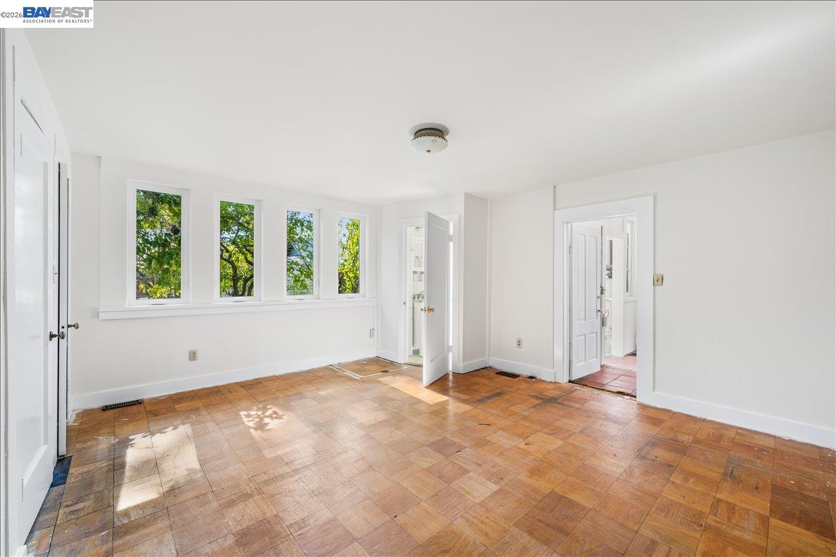 Detail Gallery Image 18 of 51 For 2463 6th St, Livermore,  CA 94550 - 3 Beds | 2 Baths