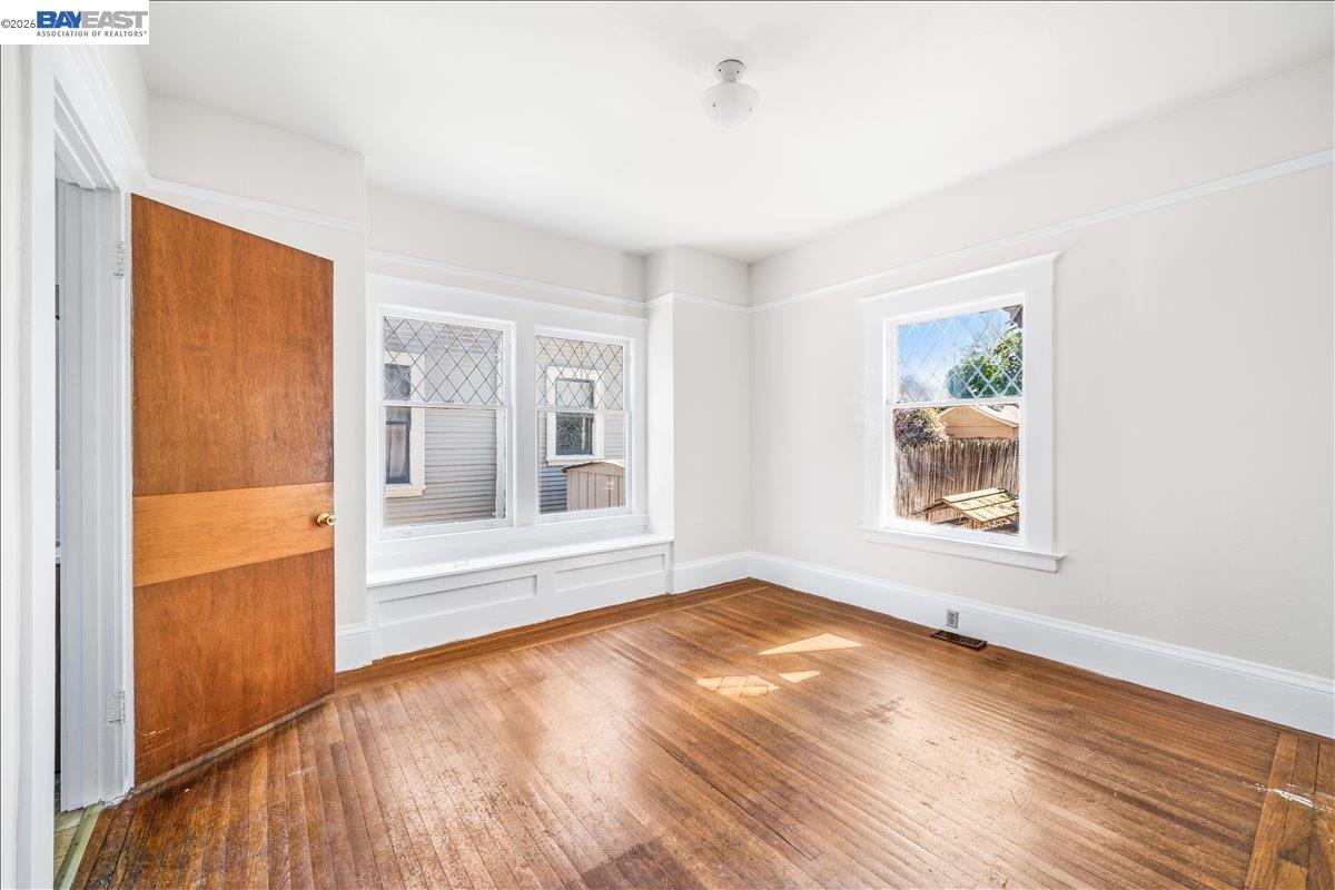 Detail Gallery Image 24 of 51 For 2463 6th St, Livermore,  CA 94550 - 3 Beds | 2 Baths