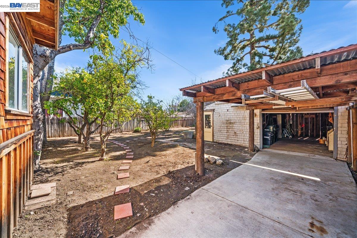 Detail Gallery Image 27 of 51 For 2463 6th St, Livermore,  CA 94550 - 3 Beds | 2 Baths