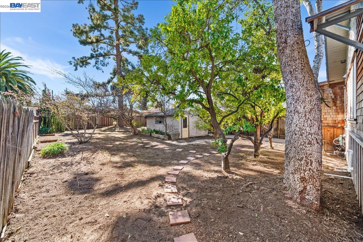 Detail Gallery Image 39 of 51 For 2463 6th St, Livermore,  CA 94550 - 3 Beds | 2 Baths