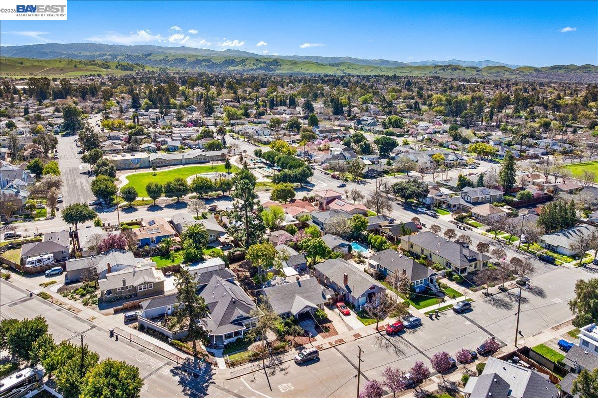 Detail Gallery Image 45 of 51 For 2463 6th St, Livermore,  CA 94550 - 3 Beds | 2 Baths