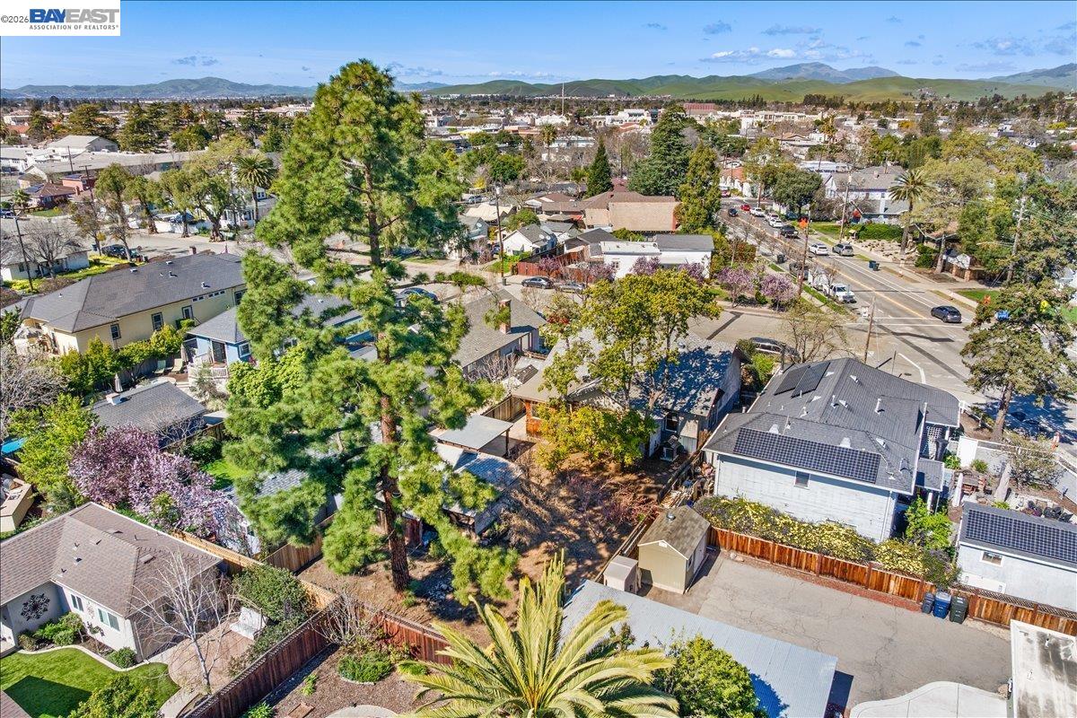 Detail Gallery Image 51 of 51 For 2463 6th St, Livermore,  CA 94550 - 3 Beds | 2 Baths