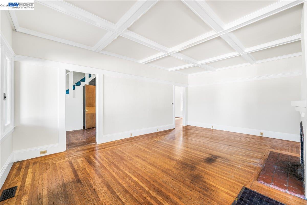 Detail Gallery Image 10 of 51 For 2463 6th St, Livermore,  CA 94550 - 3 Beds | 2 Baths