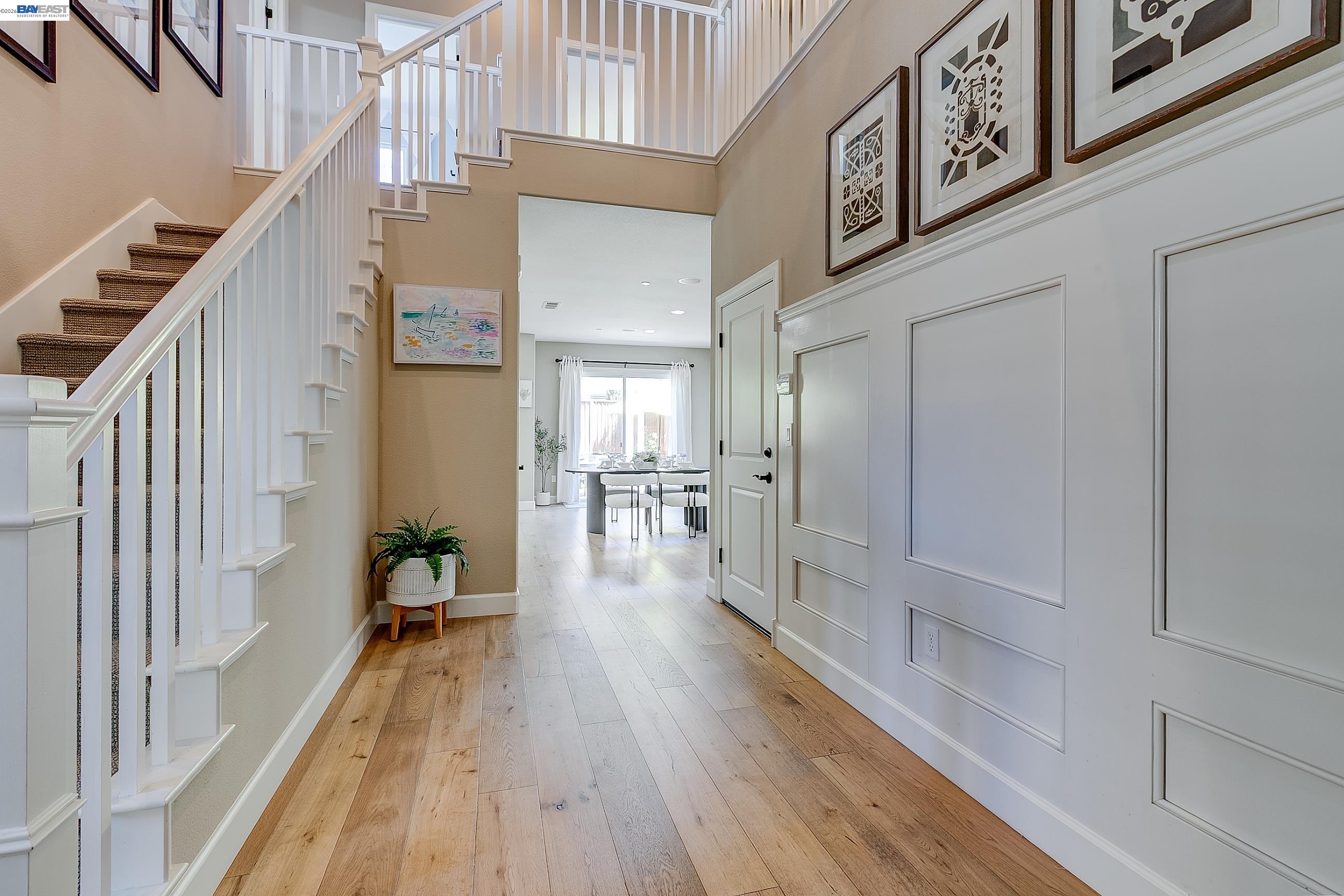 Detail Gallery Image 14 of 60 For 3956 Jordan Ranch Dr, Dublin,  CA 94568 - 5 Beds | 3 Baths