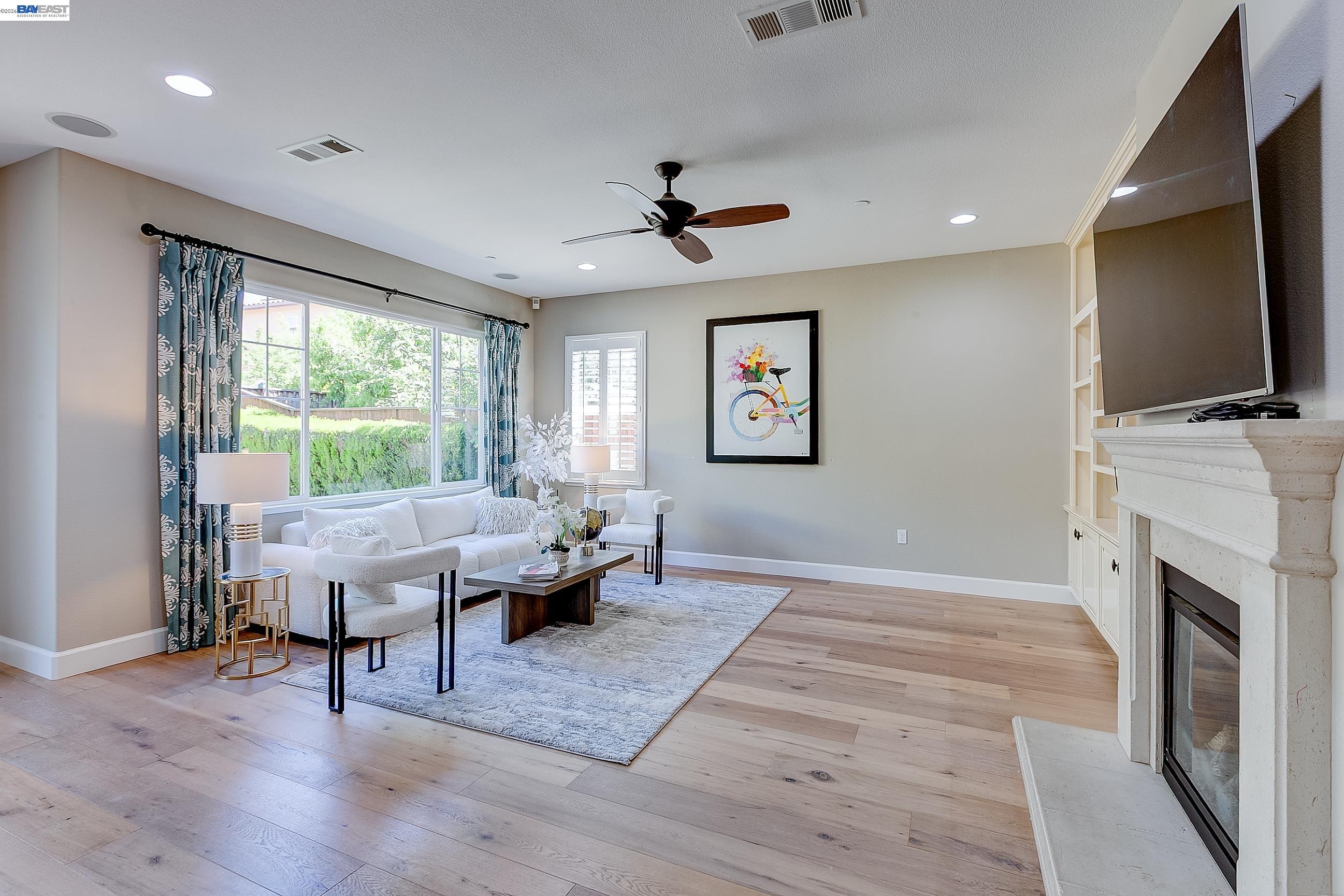 Detail Gallery Image 19 of 60 For 3956 Jordan Ranch Dr, Dublin,  CA 94568 - 5 Beds | 3 Baths