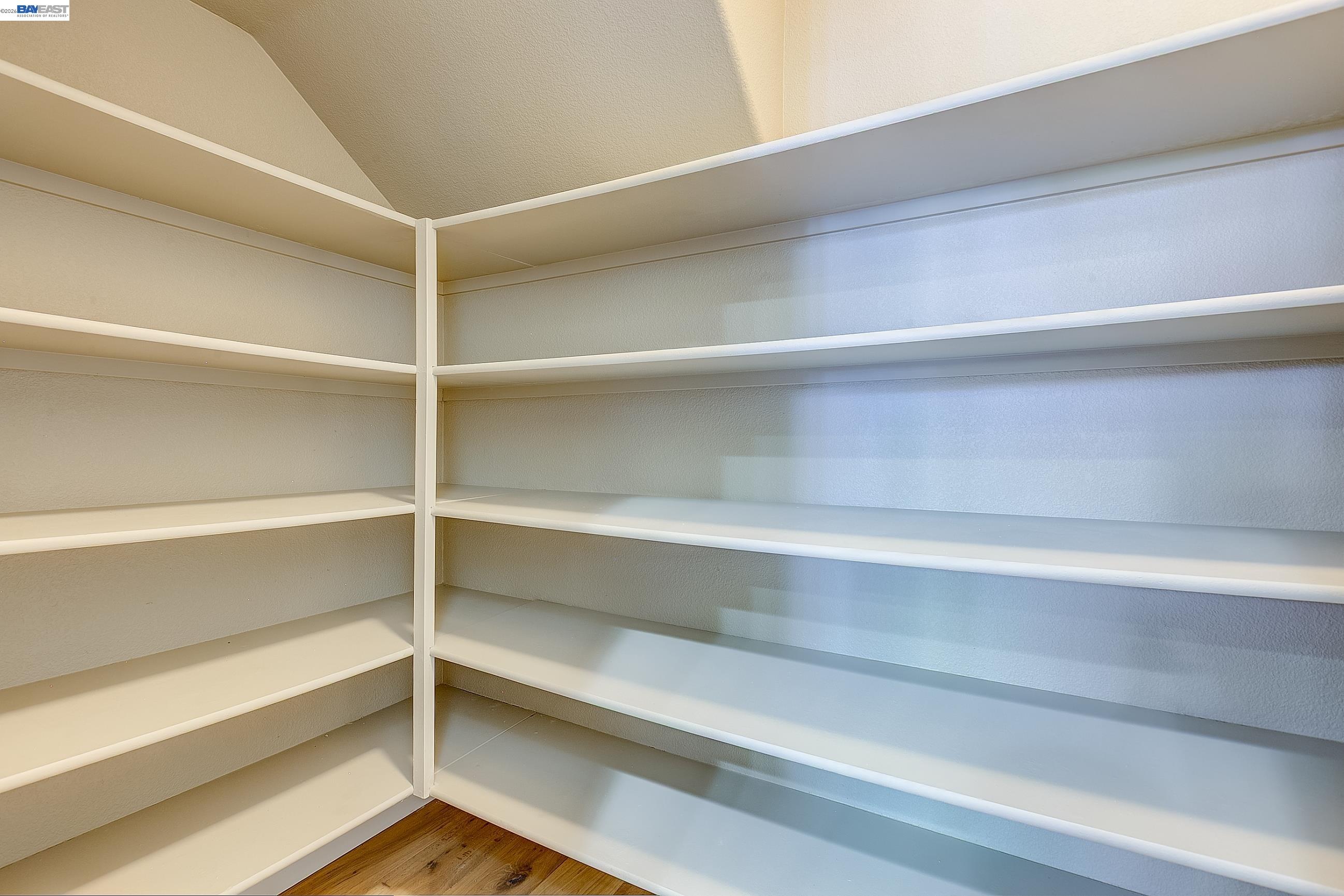 Detail Gallery Image 36 of 60 For 3956 Jordan Ranch Dr, Dublin,  CA 94568 - 5 Beds | 3 Baths