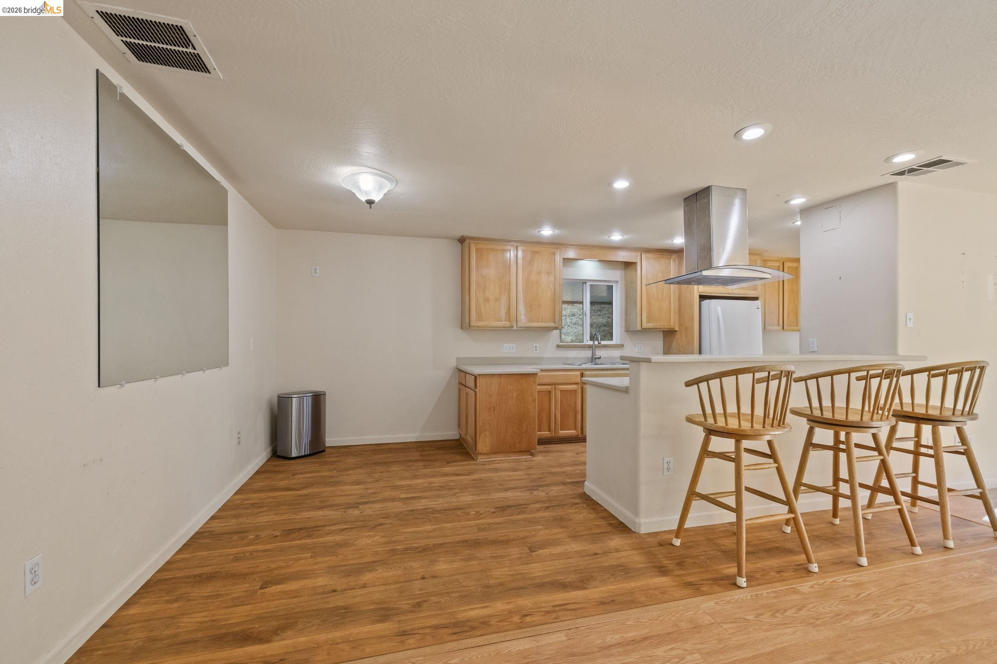 Detail Gallery Image 15 of 31 For 13904 Tuolumne Rd, Sonora,  CA 95370 - 2 Beds | 2 Baths