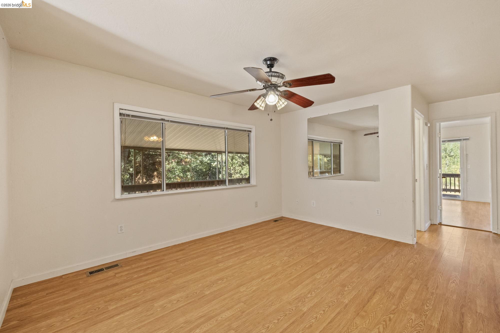 Detail Gallery Image 16 of 31 For 13904 Tuolumne Rd, Sonora,  CA 95370 - 2 Beds | 2 Baths