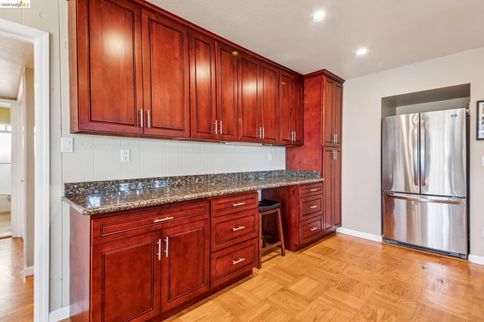 Detail Gallery Image 19 of 51 For 11023 Cameron Ave, Oakland,  CA 94605 - 3 Beds | 2 Baths