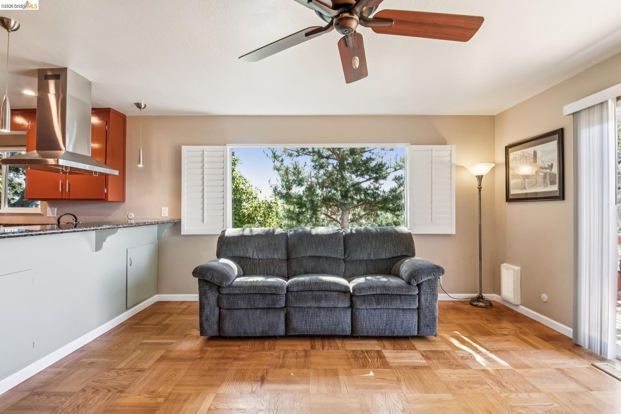 Detail Gallery Image 24 of 51 For 11023 Cameron Ave, Oakland,  CA 94605 - 3 Beds | 2 Baths