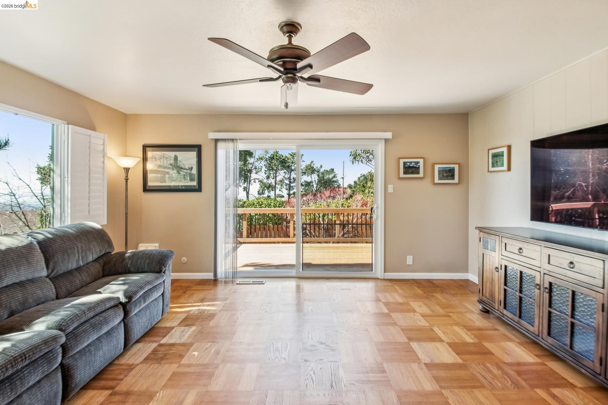 Detail Gallery Image 25 of 51 For 11023 Cameron Ave, Oakland,  CA 94605 - 3 Beds | 2 Baths