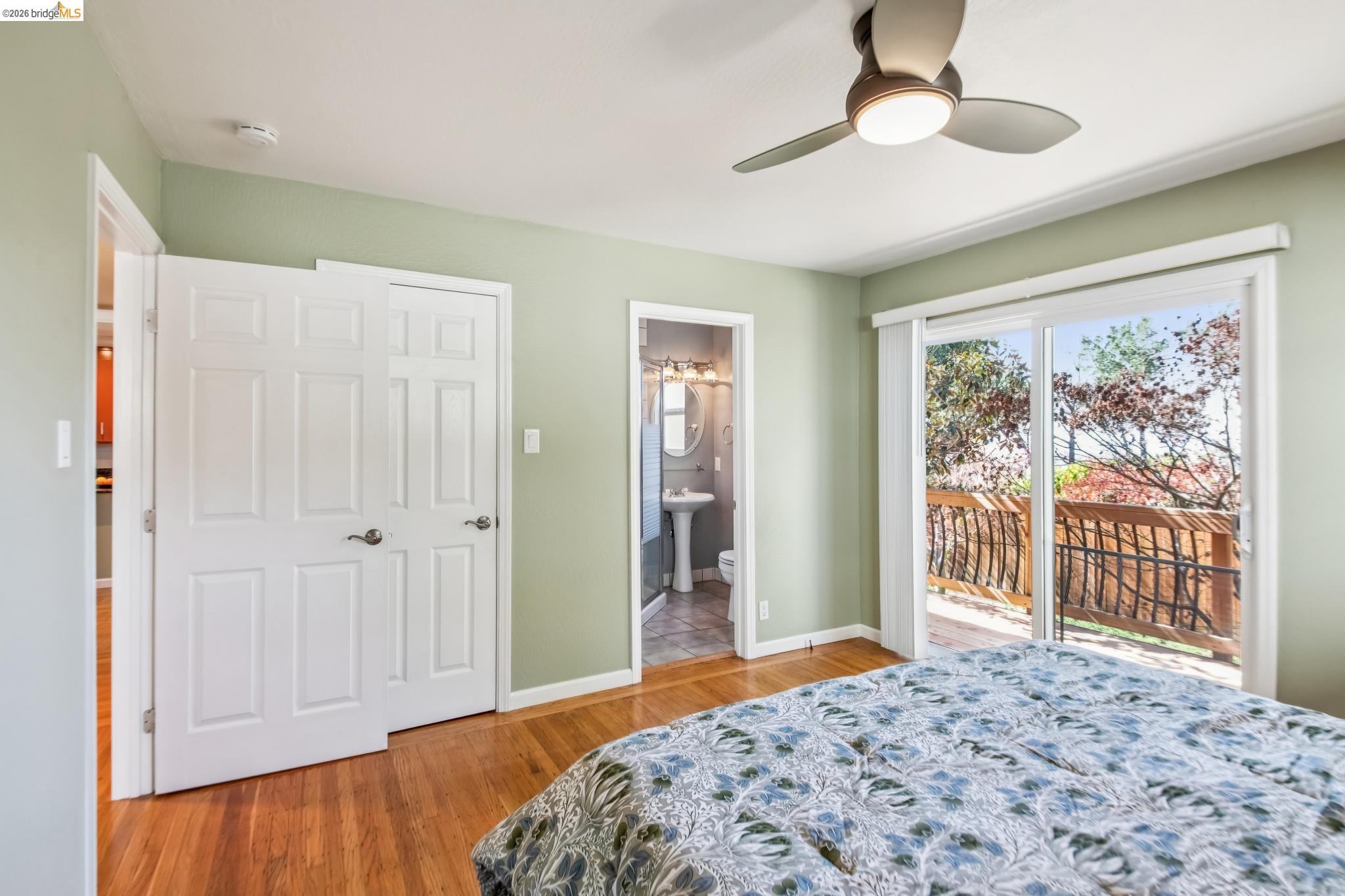 Detail Gallery Image 28 of 51 For 11023 Cameron Ave, Oakland,  CA 94605 - 3 Beds | 2 Baths