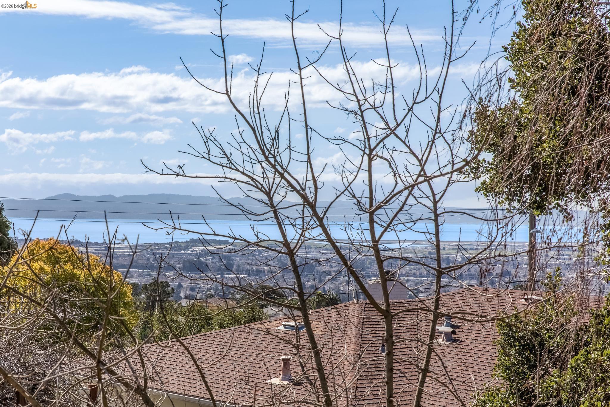 Detail Gallery Image 42 of 51 For 11023 Cameron Ave, Oakland,  CA 94605 - 3 Beds | 2 Baths