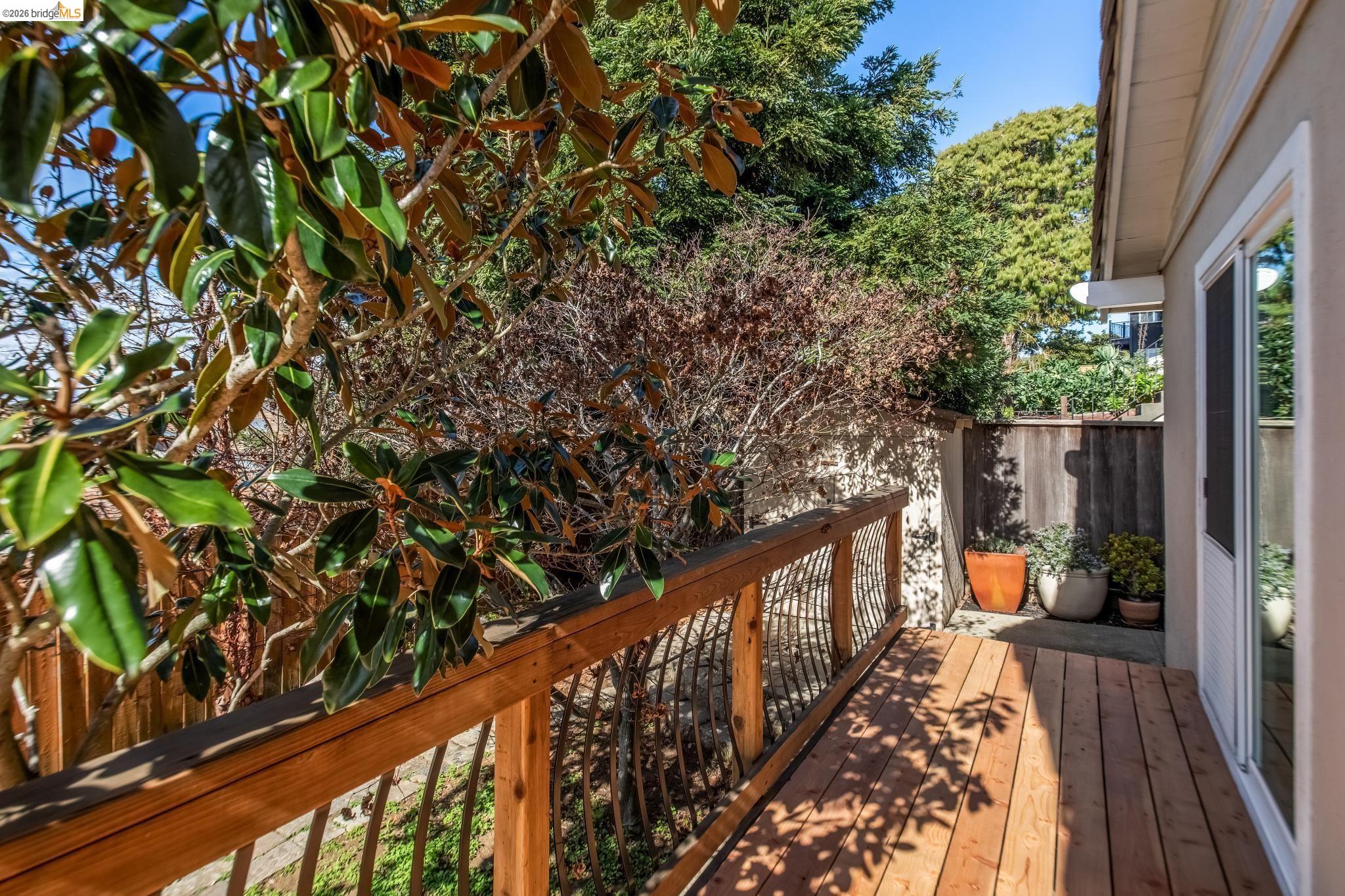 Detail Gallery Image 46 of 51 For 11023 Cameron Ave, Oakland,  CA 94605 - 3 Beds | 2 Baths