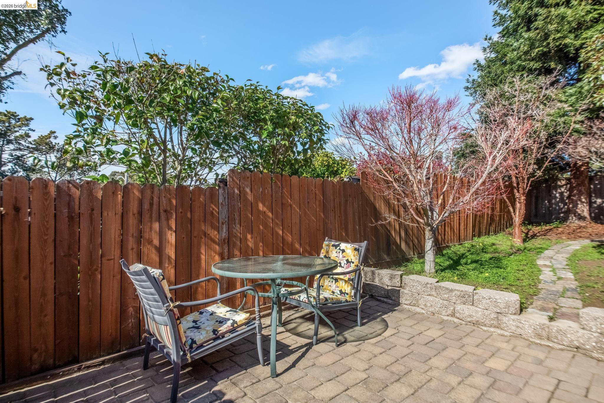 Detail Gallery Image 48 of 51 For 11023 Cameron Ave, Oakland,  CA 94605 - 3 Beds | 2 Baths