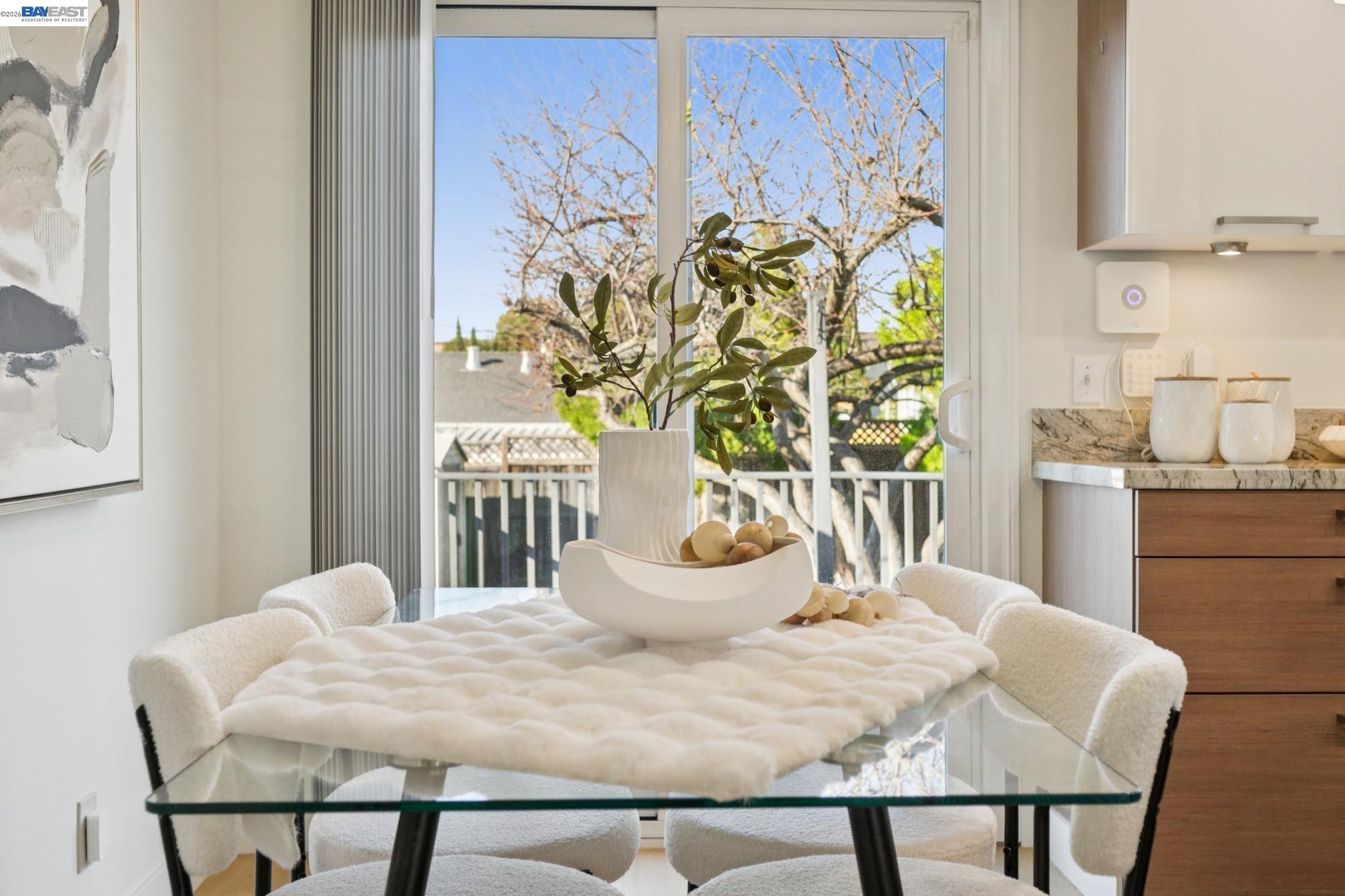 Detail Gallery Image 18 of 55 For 2690 Watson St, Castro Valley,  CA 94546 - 3 Beds | 1 Baths