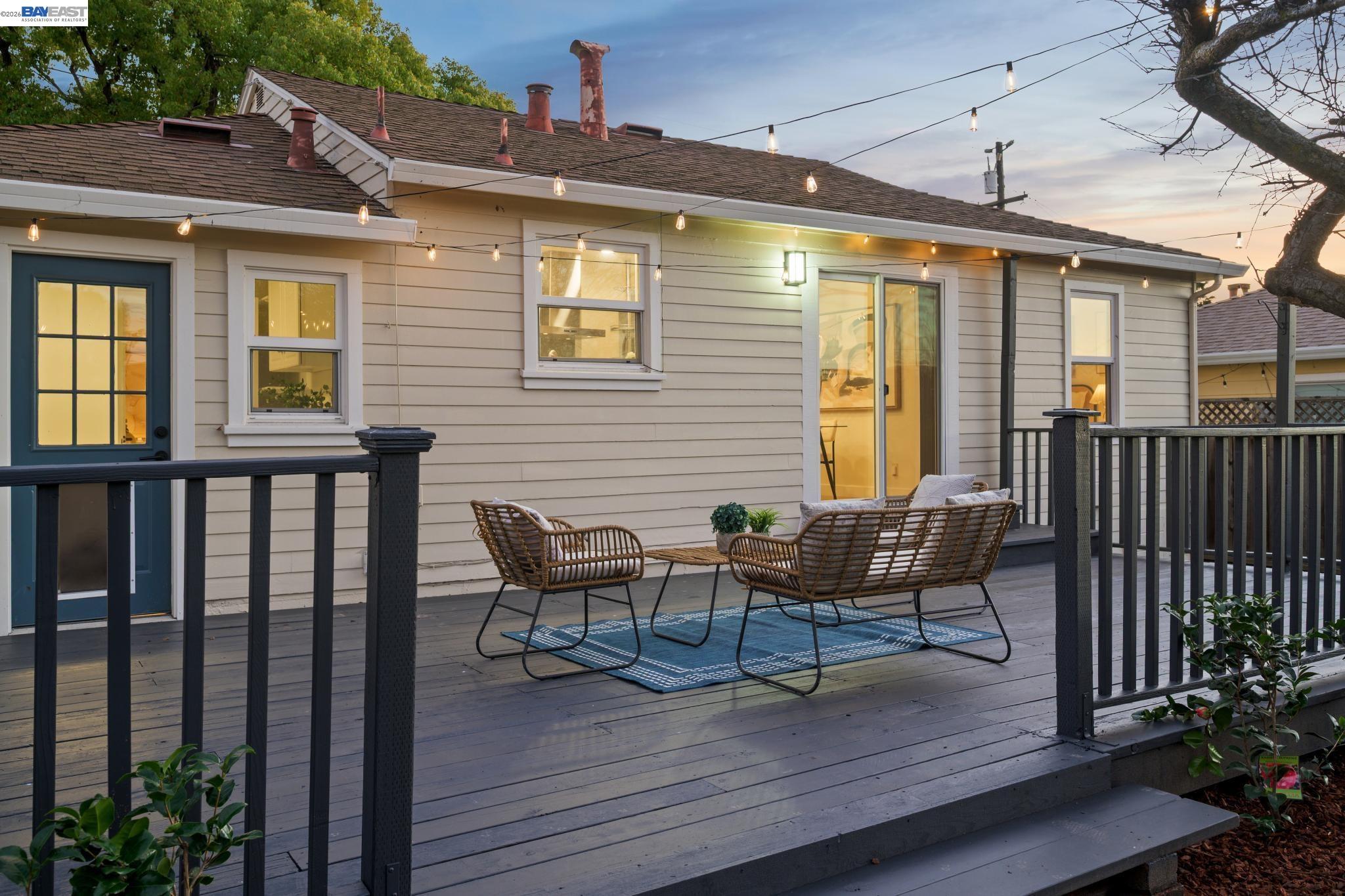 Detail Gallery Image 40 of 55 For 2690 Watson St, Castro Valley,  CA 94546 - 3 Beds | 1 Baths