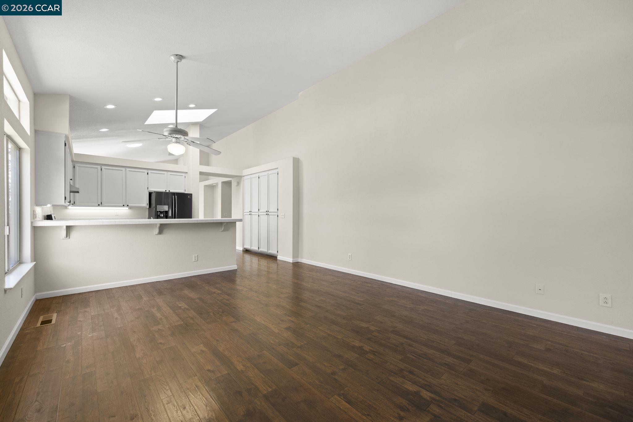 Detail Gallery Image 18 of 52 For 4221 Merced Circle, Antioch,  CA 94531 - 4 Beds | 3 Baths