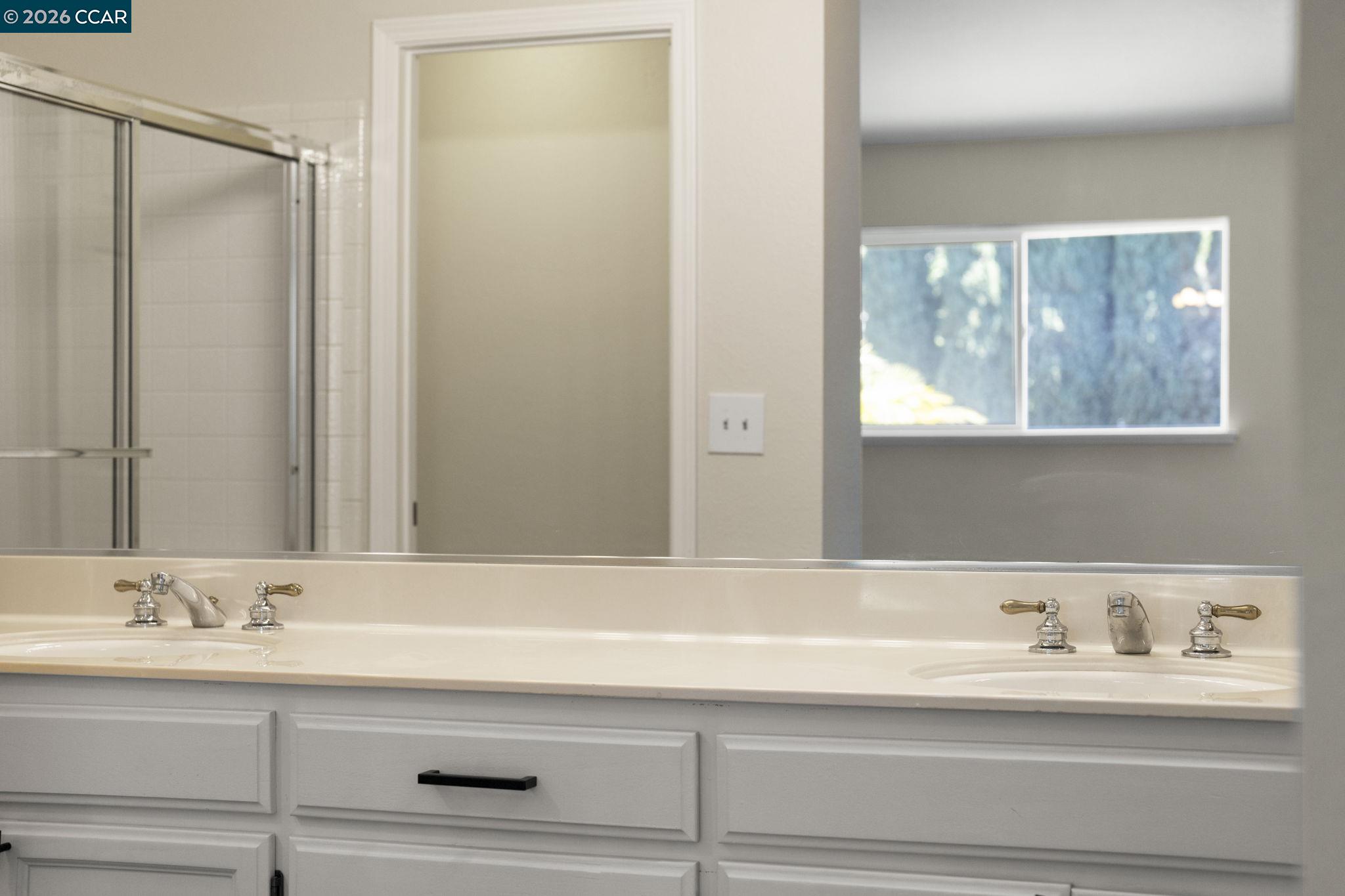 Detail Gallery Image 42 of 52 For 4221 Merced Circle, Antioch,  CA 94531 - 4 Beds | 3 Baths