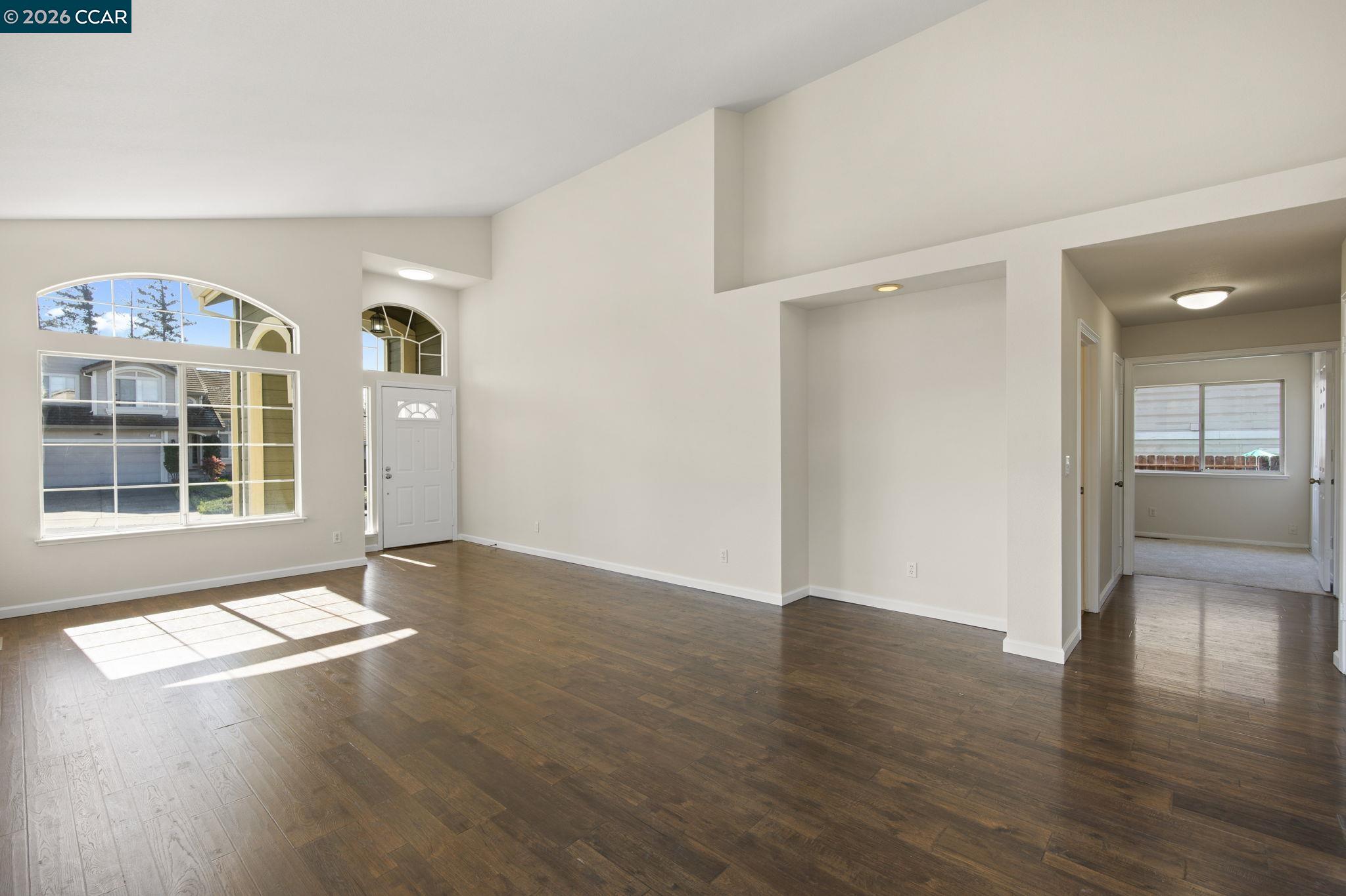 Detail Gallery Image 8 of 52 For 4221 Merced Circle, Antioch,  CA 94531 - 4 Beds | 3 Baths