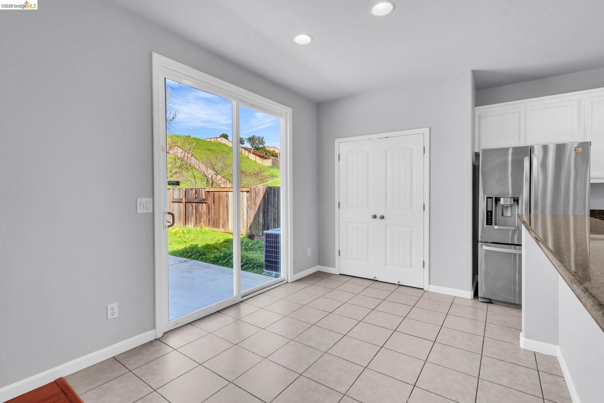 Detail Gallery Image 20 of 59 For 3582 Mallard Way, Antioch,  CA 94509-9999 - 5 Beds | 3 Baths