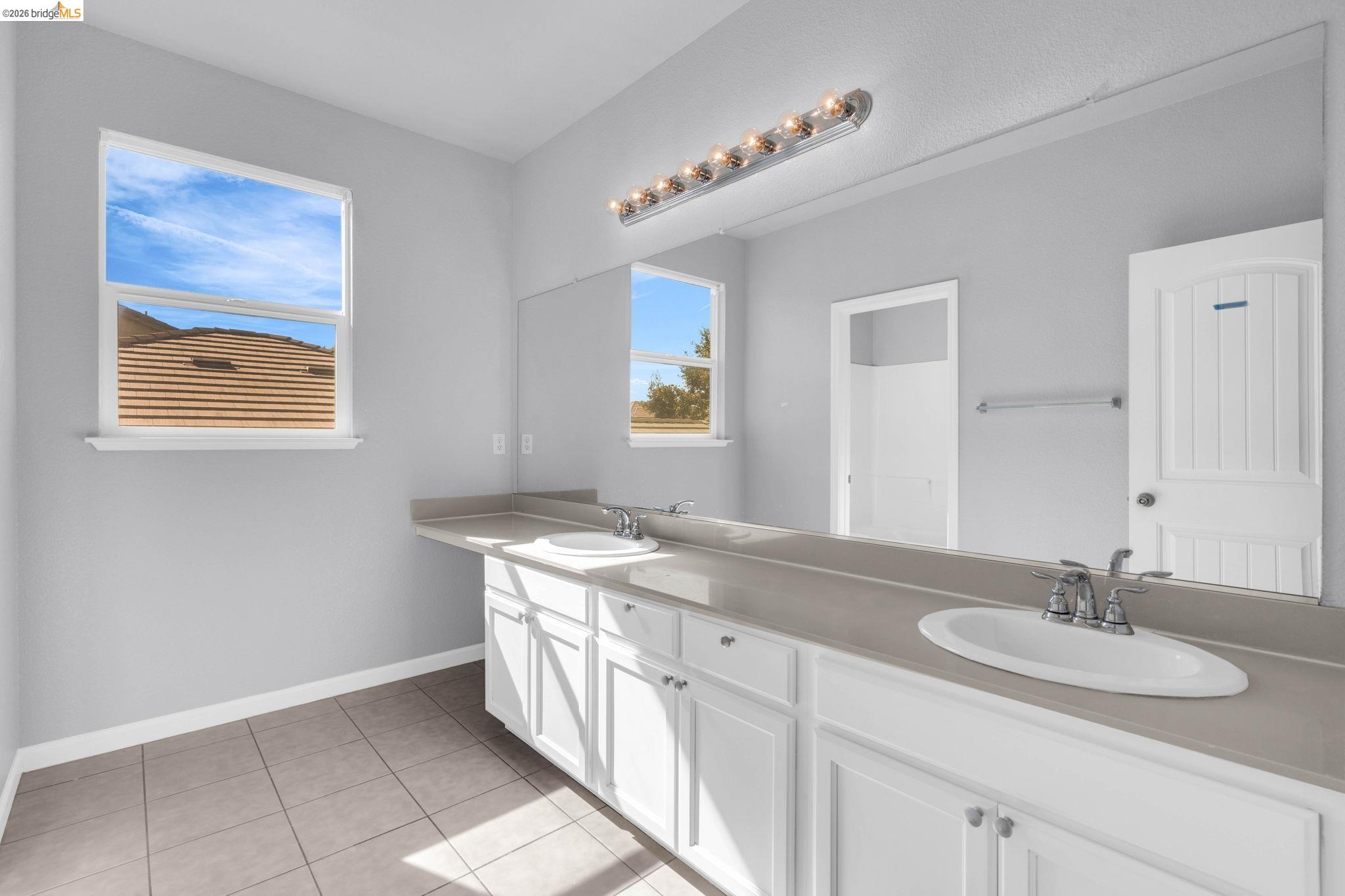 Detail Gallery Image 40 of 59 For 3582 Mallard Way, Antioch,  CA 94509-9999 - 5 Beds | 3 Baths